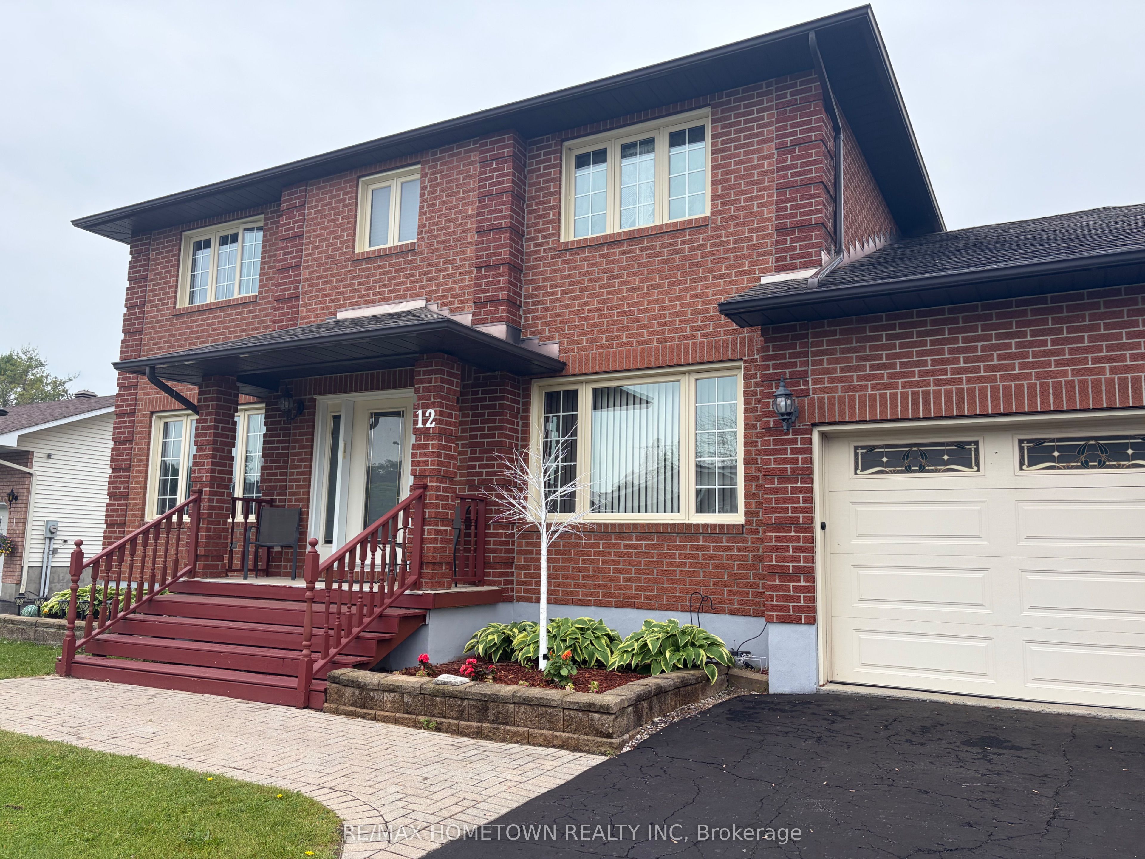 12 Fairholme Drive, South Dundas, ON K0C 1X0 photo 4