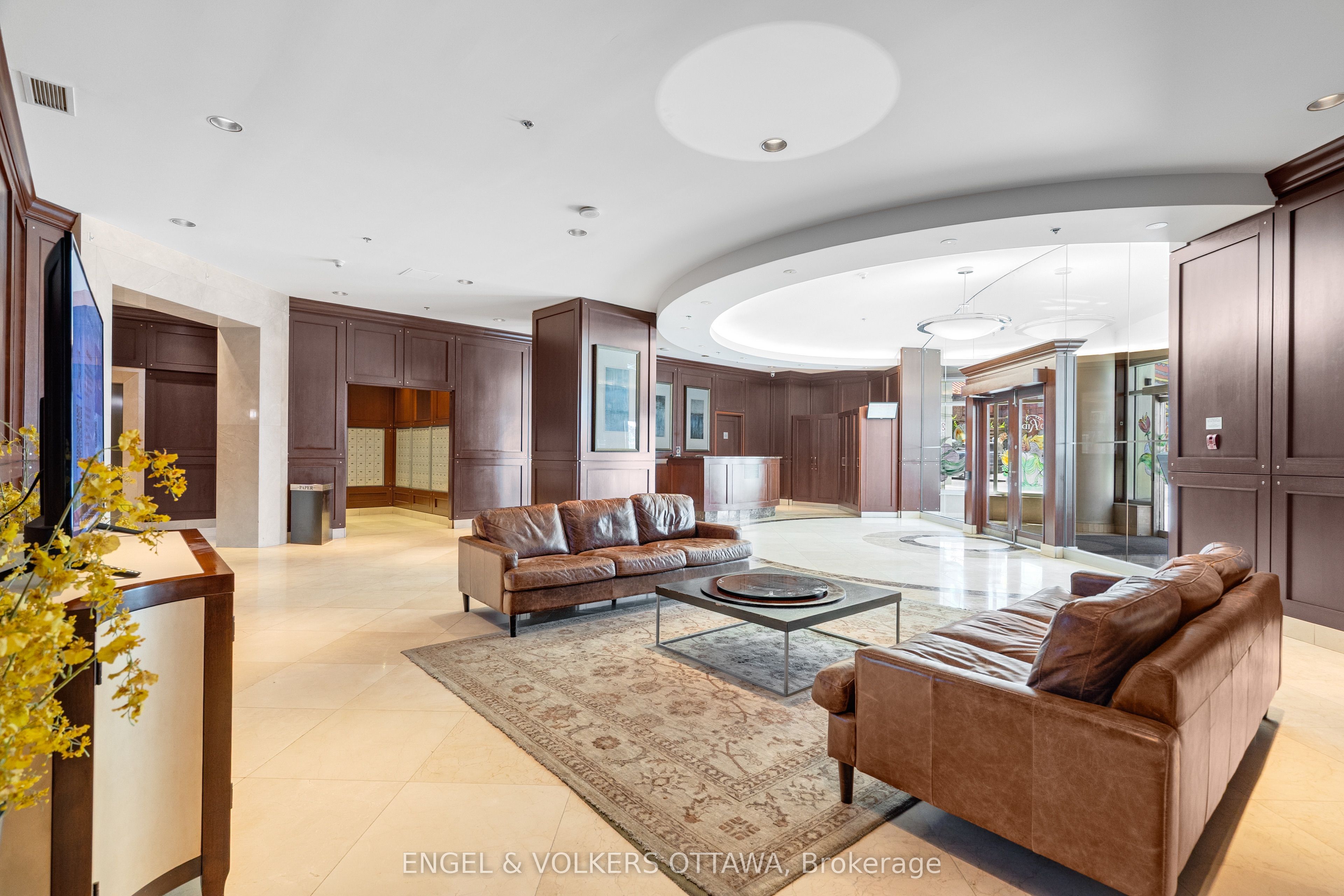 200 RIDEAU Street 202, Lower Town - Sandy Hill, ON K1N 5Y1 photo 3