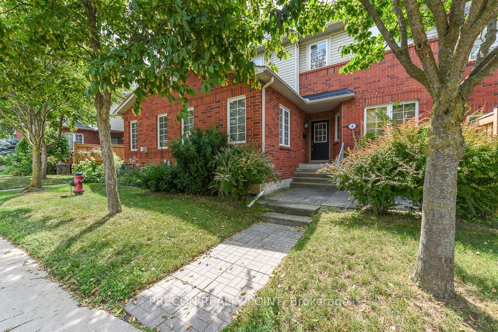 100 Beddoe Drive 4, Hamilton, ON L8P 4Z2 photo 3