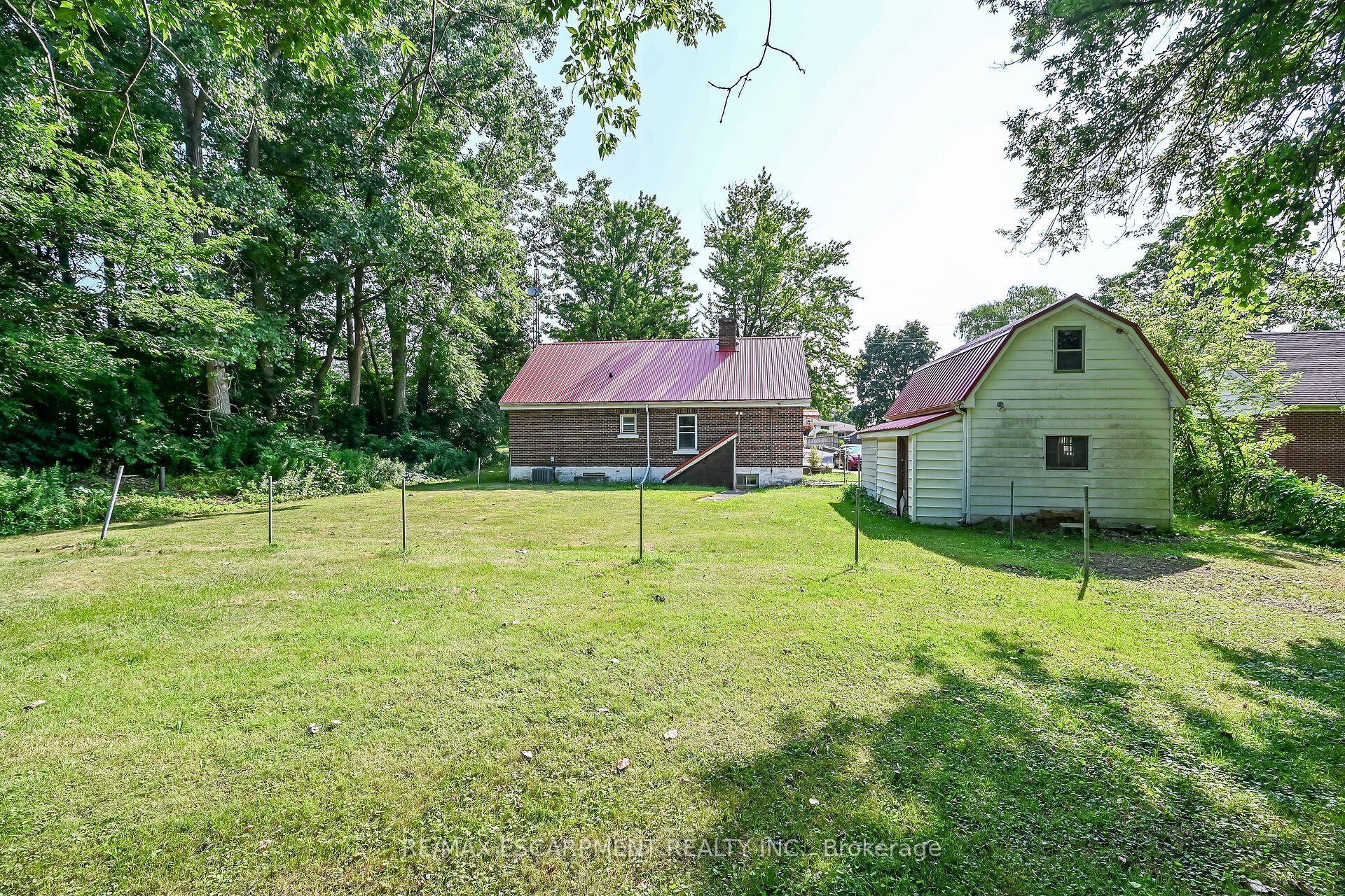 60 LOCKS Road, Brantford, ON N3S 6Y9 photo 3