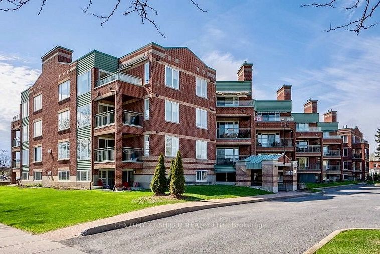 121 Water Street W 404, Cornwall, ON K6J 5T8 photo 3