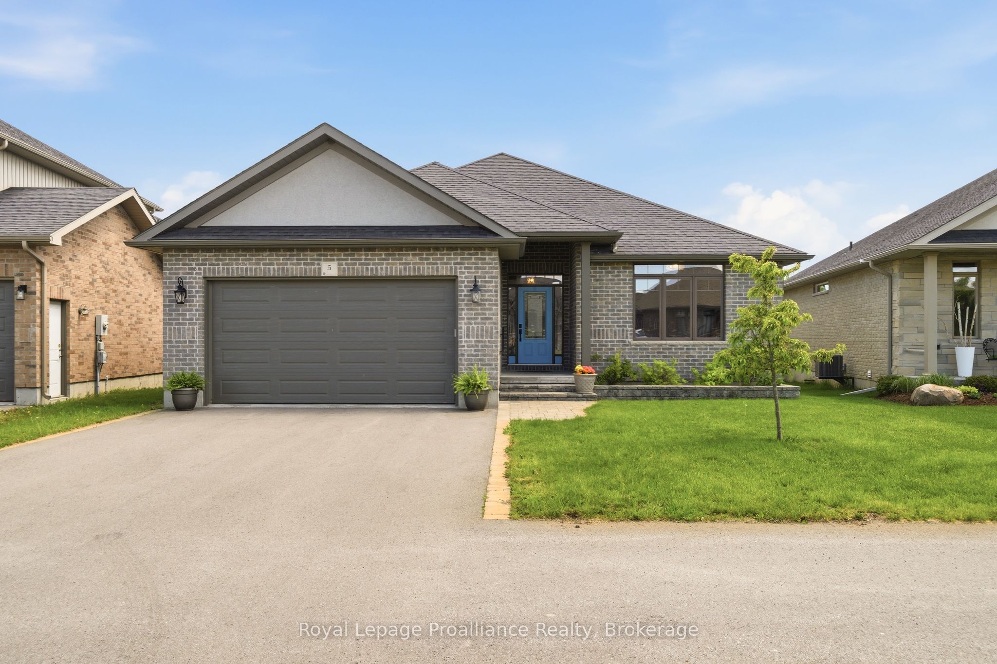 5 Kempton Avenue, Belleville, ON K8N 0E8 photo 2