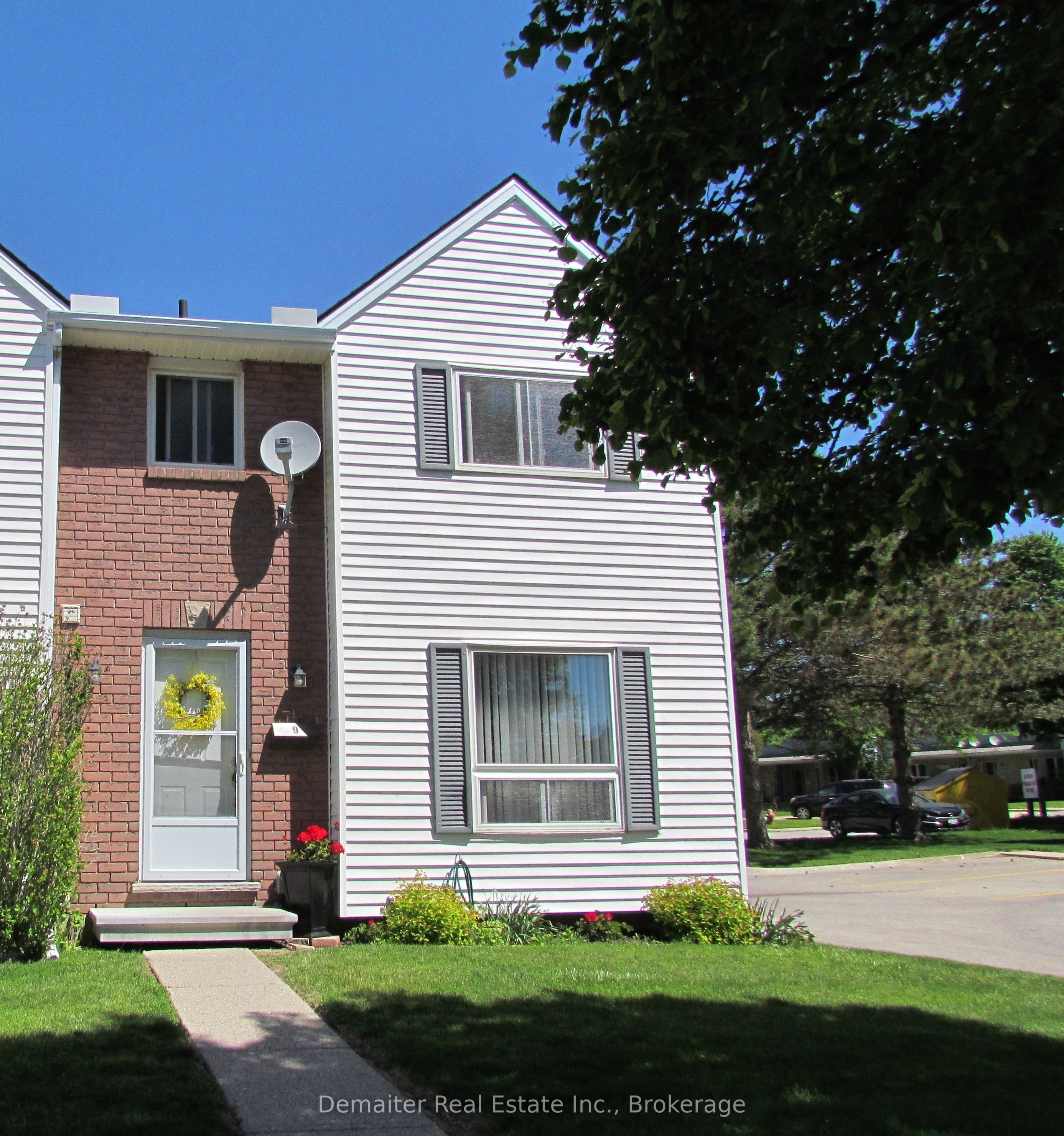 380 Quarterline Road 9, Tillsonburg, ON N4G 5L5