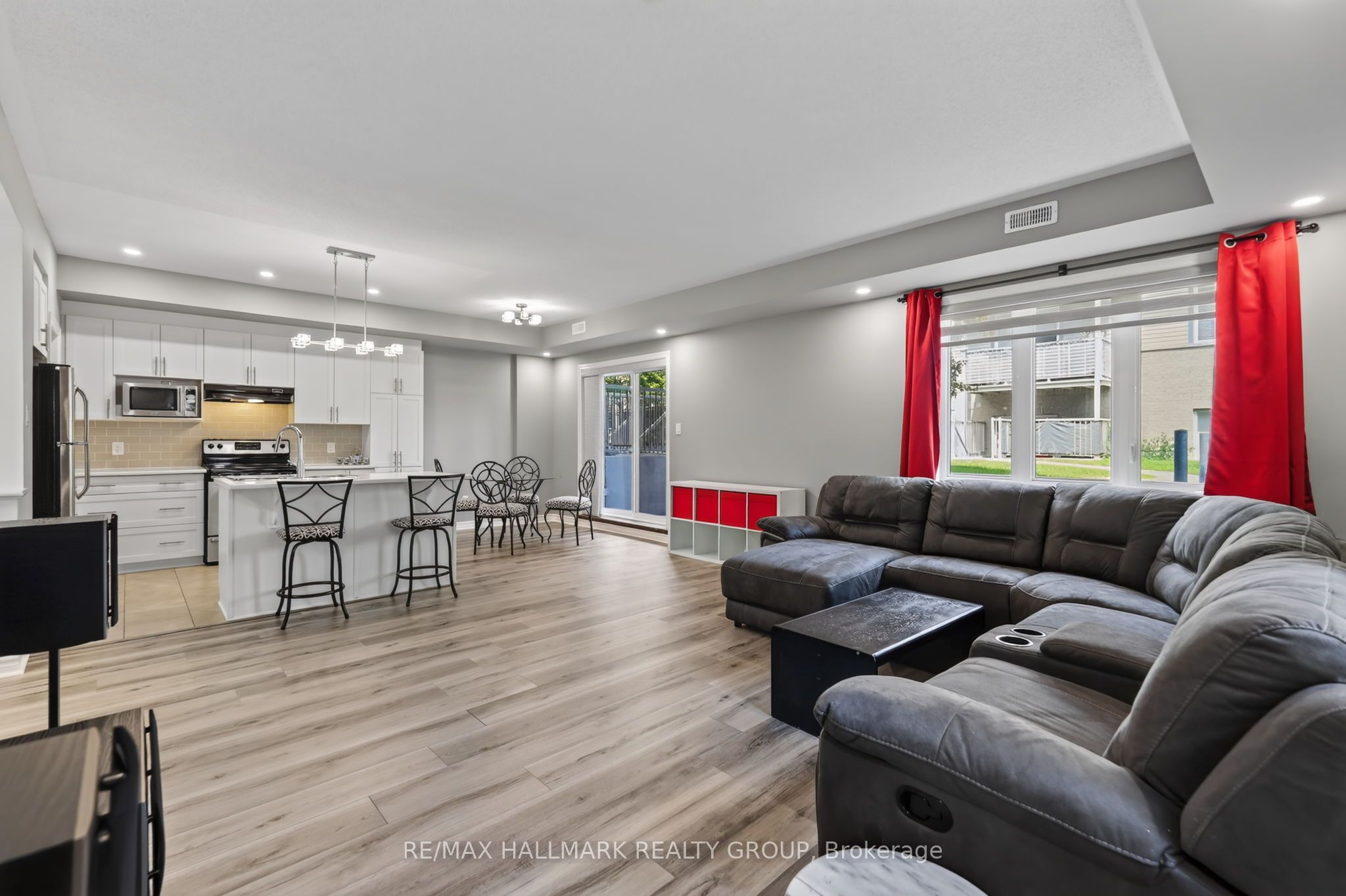 53 Tayside Private A, Barrhaven, ON K2J 2T3 photo 3