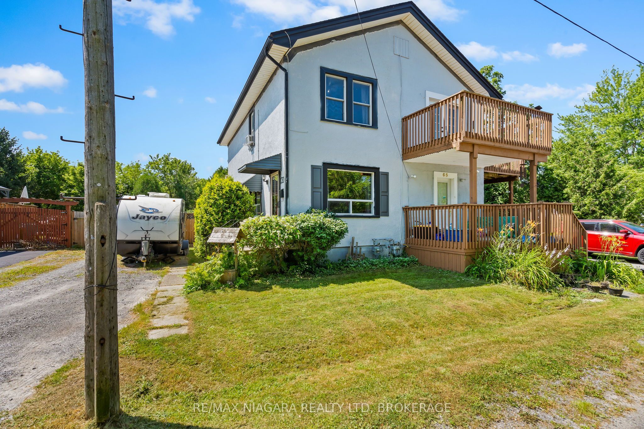 63 Hodgkins Avenue, Thorold, ON L2V 1M2 photo 2