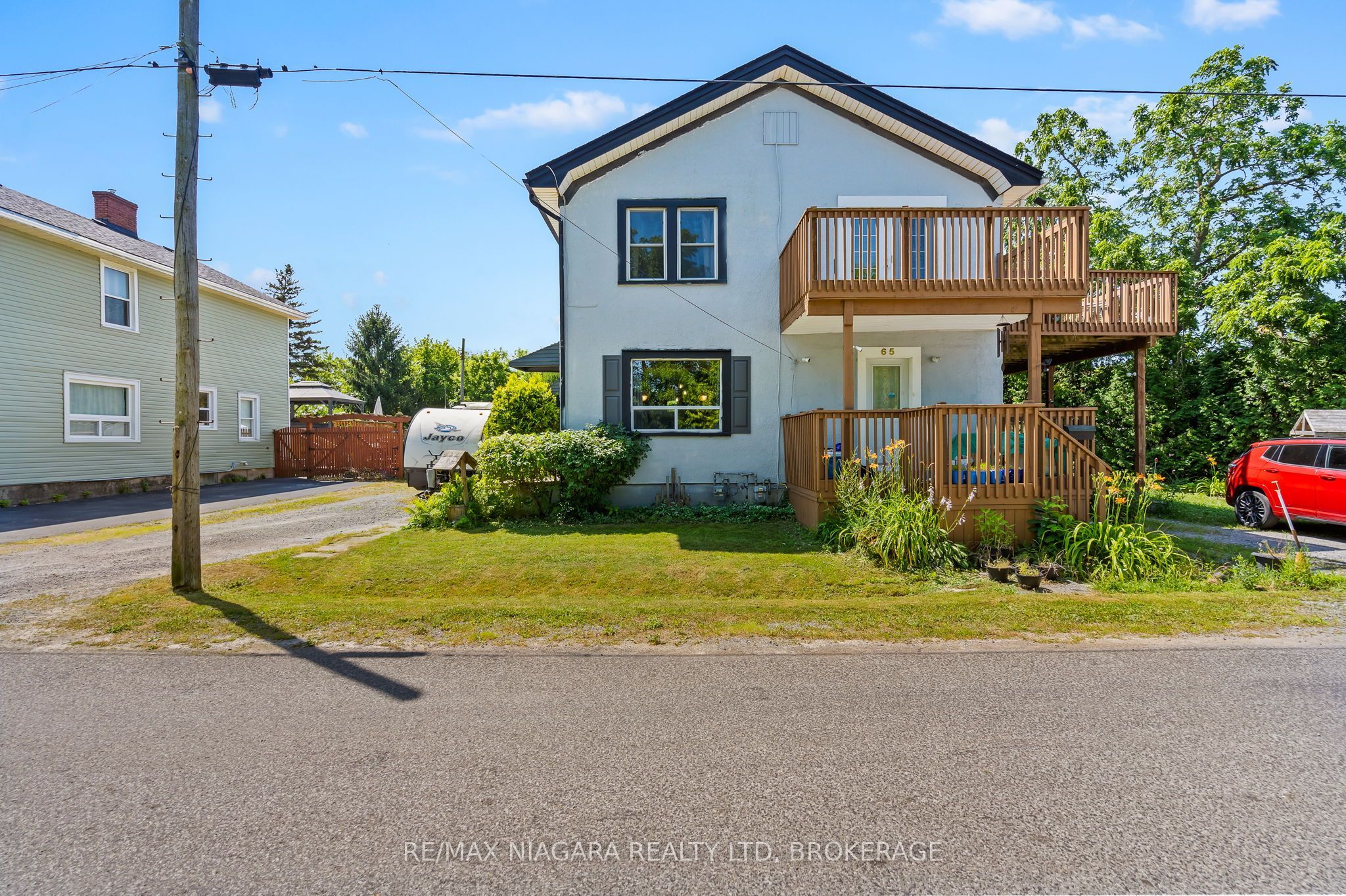 63 Hodgkins Avenue, Thorold, ON L2V 1M2 photo 3