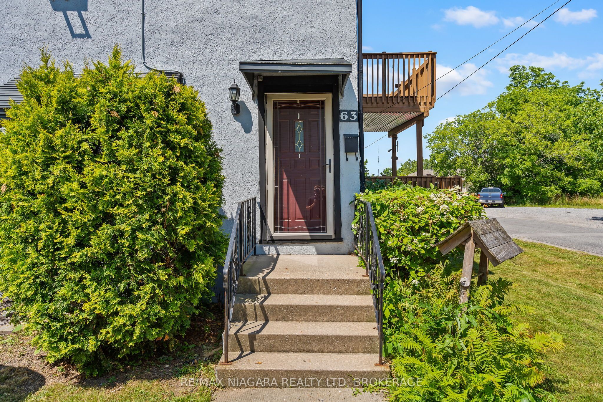 63 Hodgkins Avenue, Thorold, ON L2V 1M2 photo 4