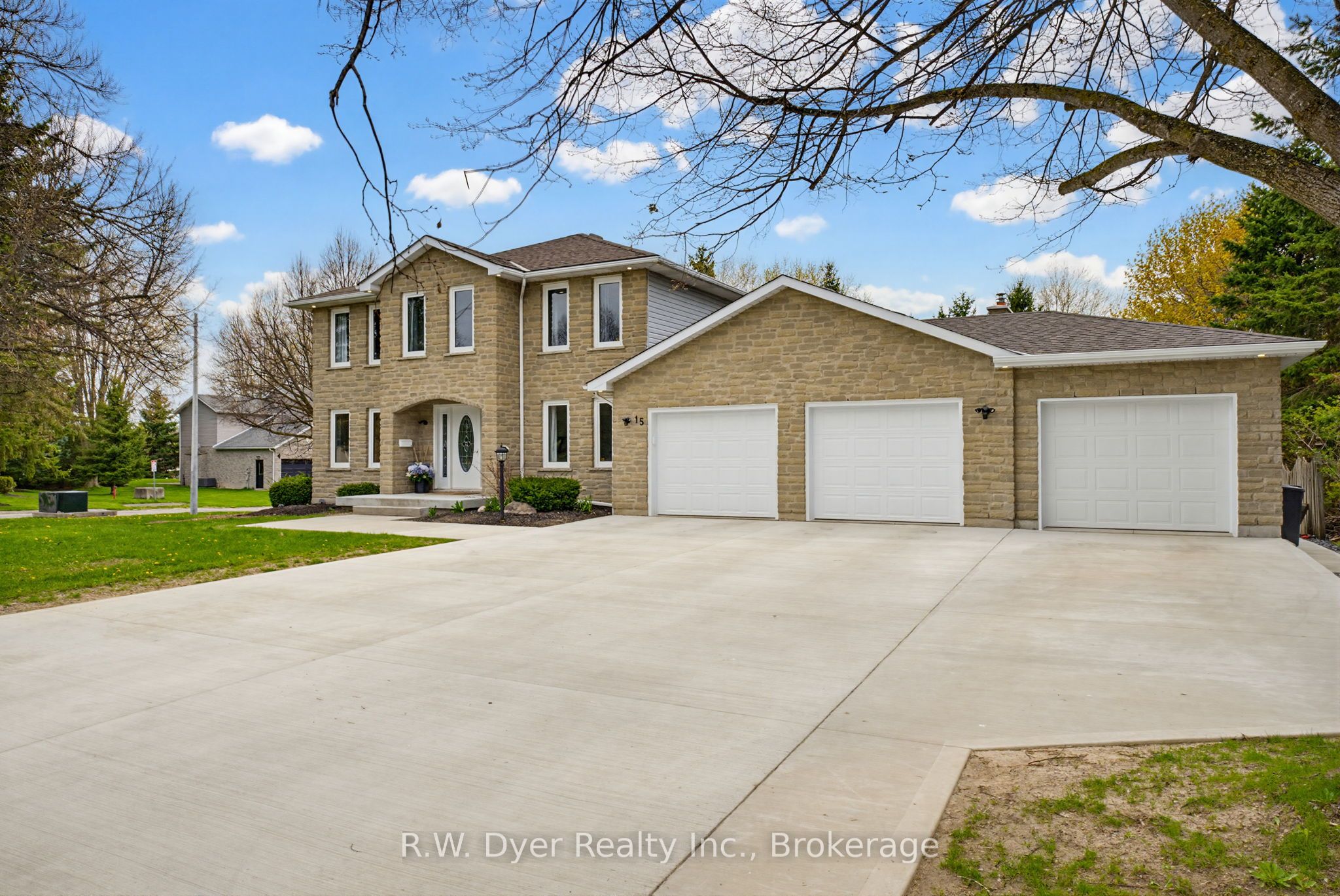15 Danube Drive, Waterloo, ON N0B 2M1 photo 3