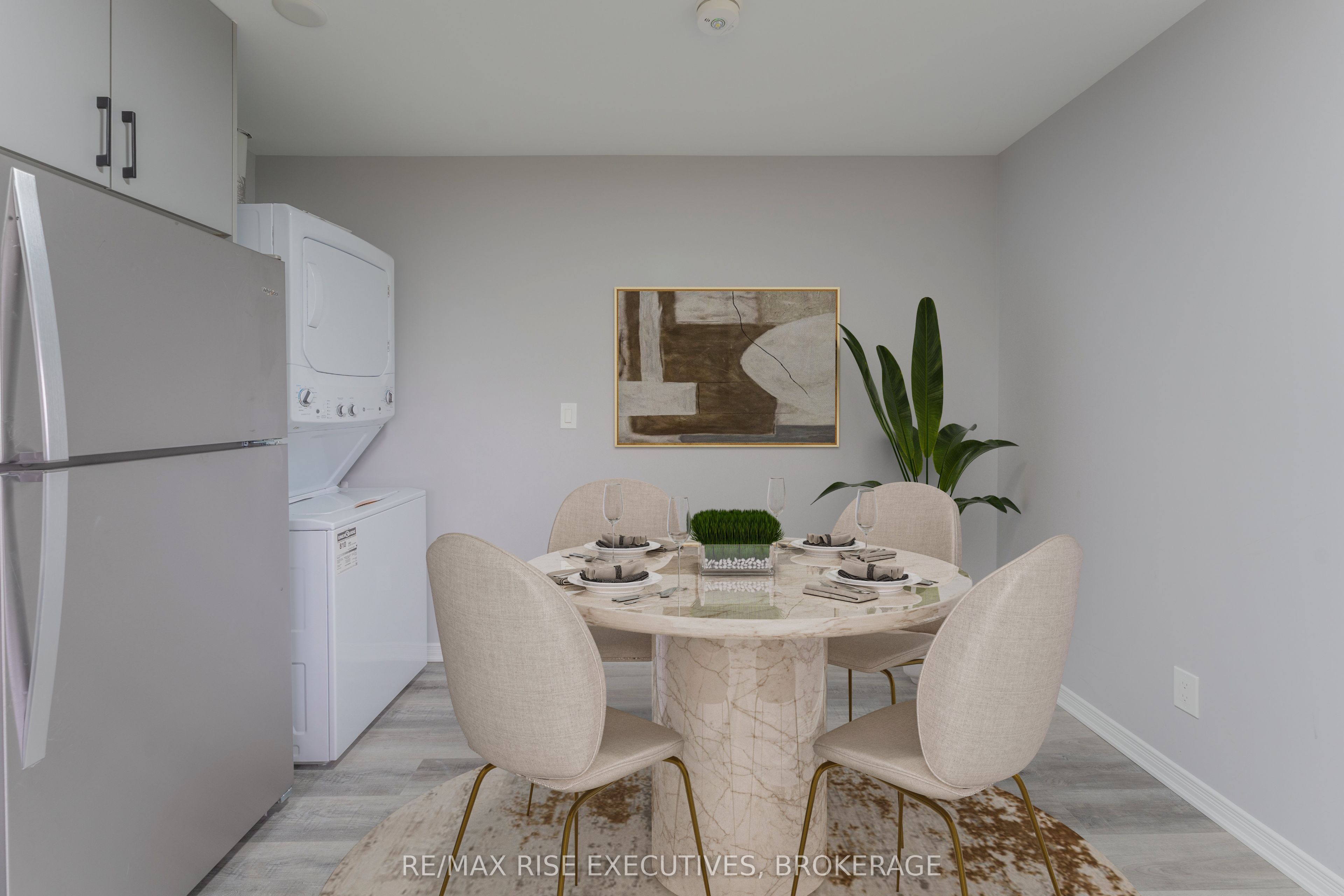 811 Overlea Court 2, Kingston, ON K7M 6Z8 photo 5