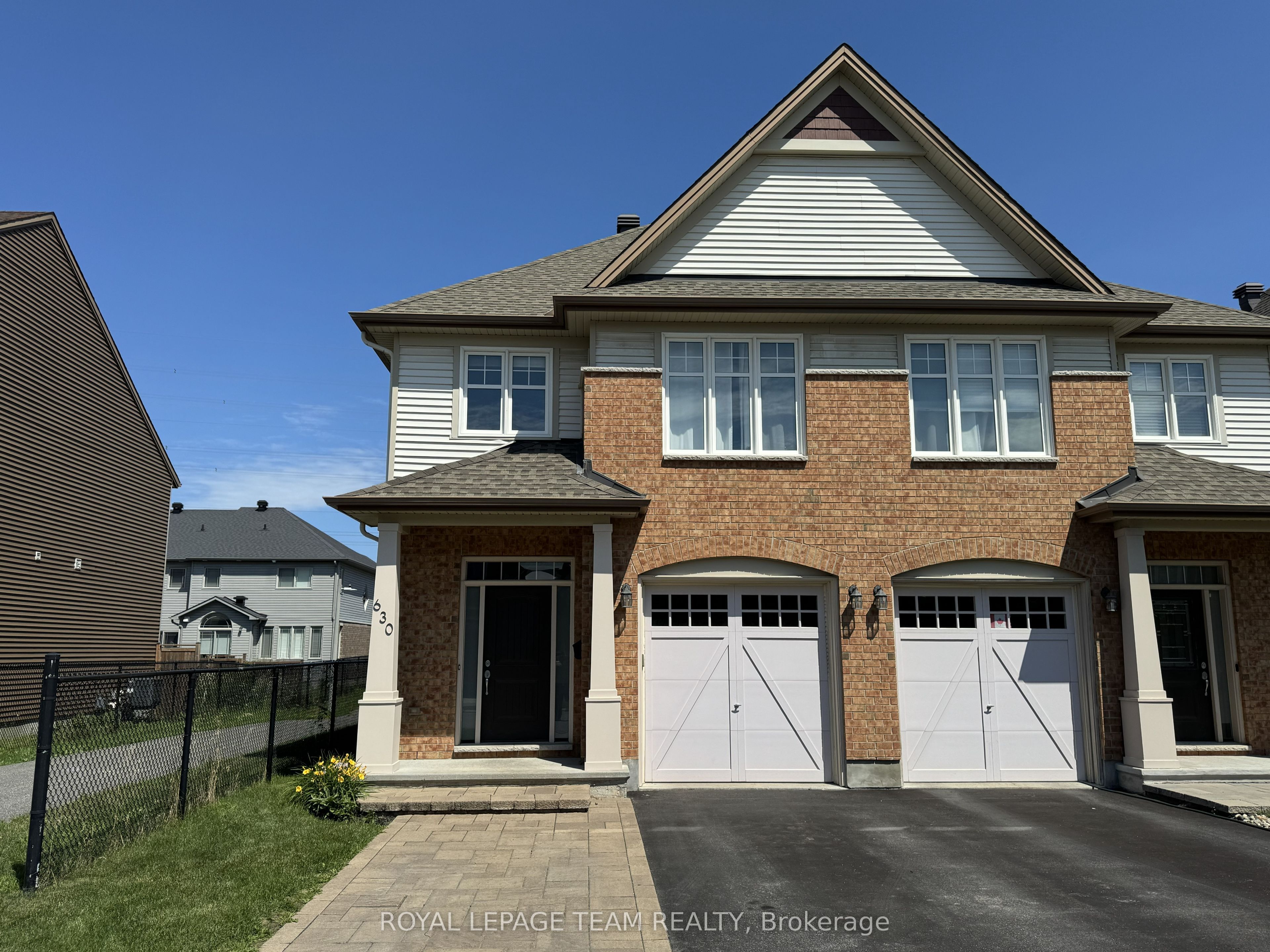 630 Moorpark Avenue, Kanata, ON K2M 0H8 photo 2