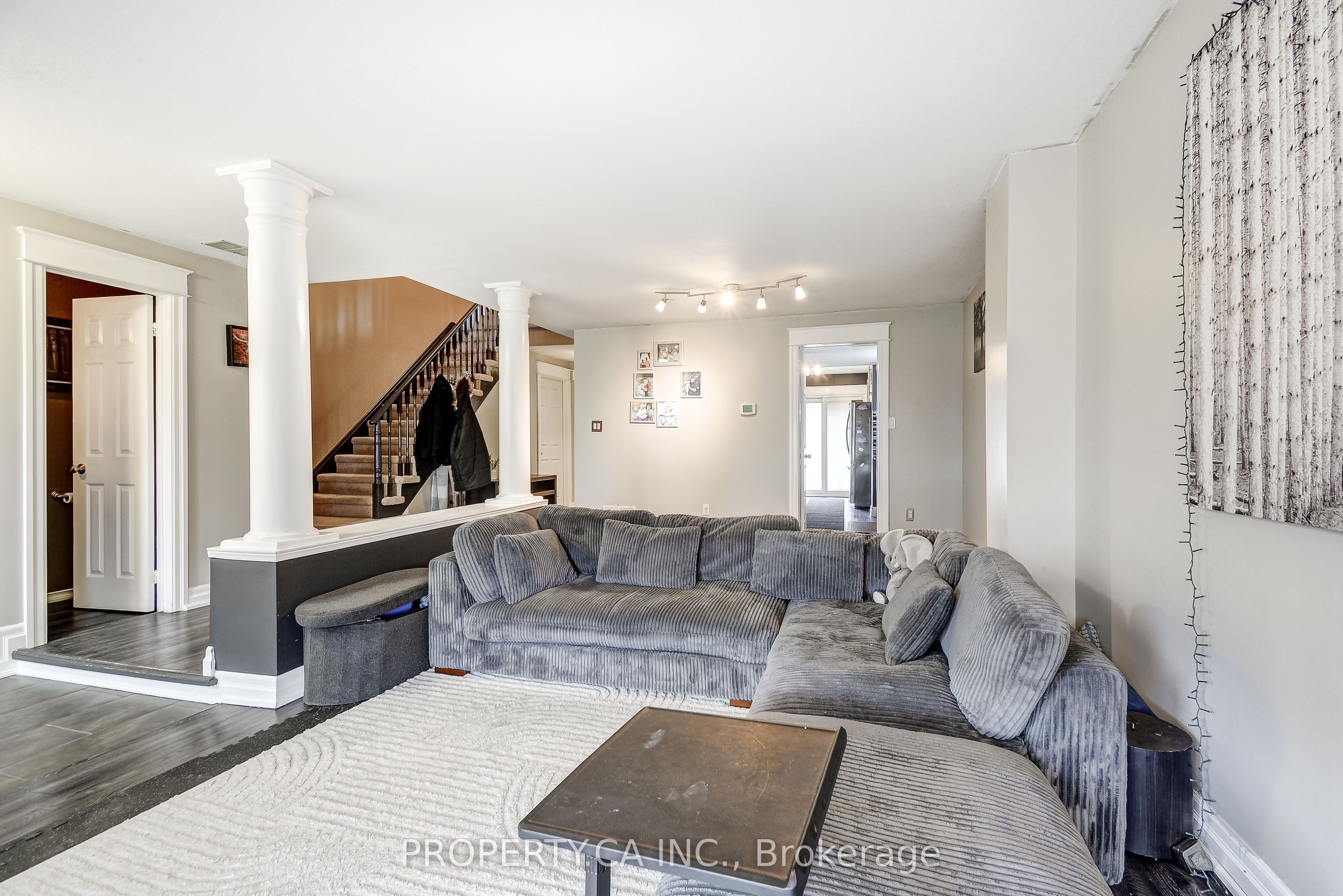 3 Waterford Crescent, Hamilton, ON L8E 4Z8 photo 4