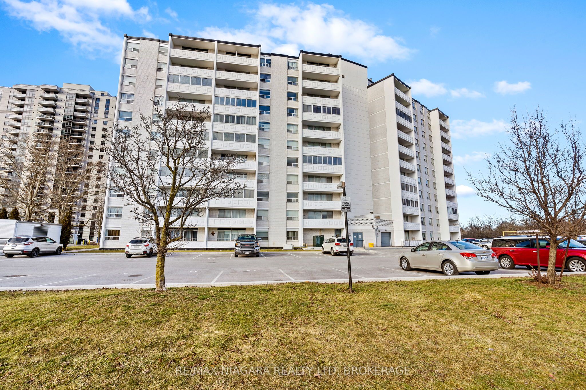 35 TOWERING HEIGHTS Boulevard 1003, St. Catharines, ON L2T 3G8 photo 5