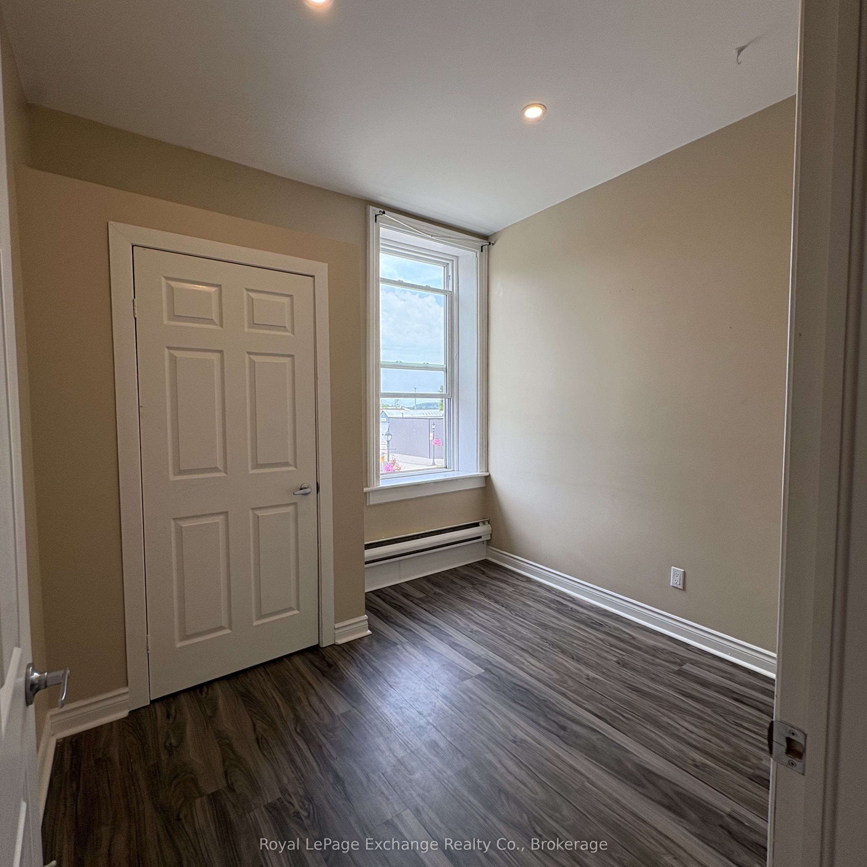 46 Queen Street 7, Huron-Kinloss, ON N0G 2R0 photo 4