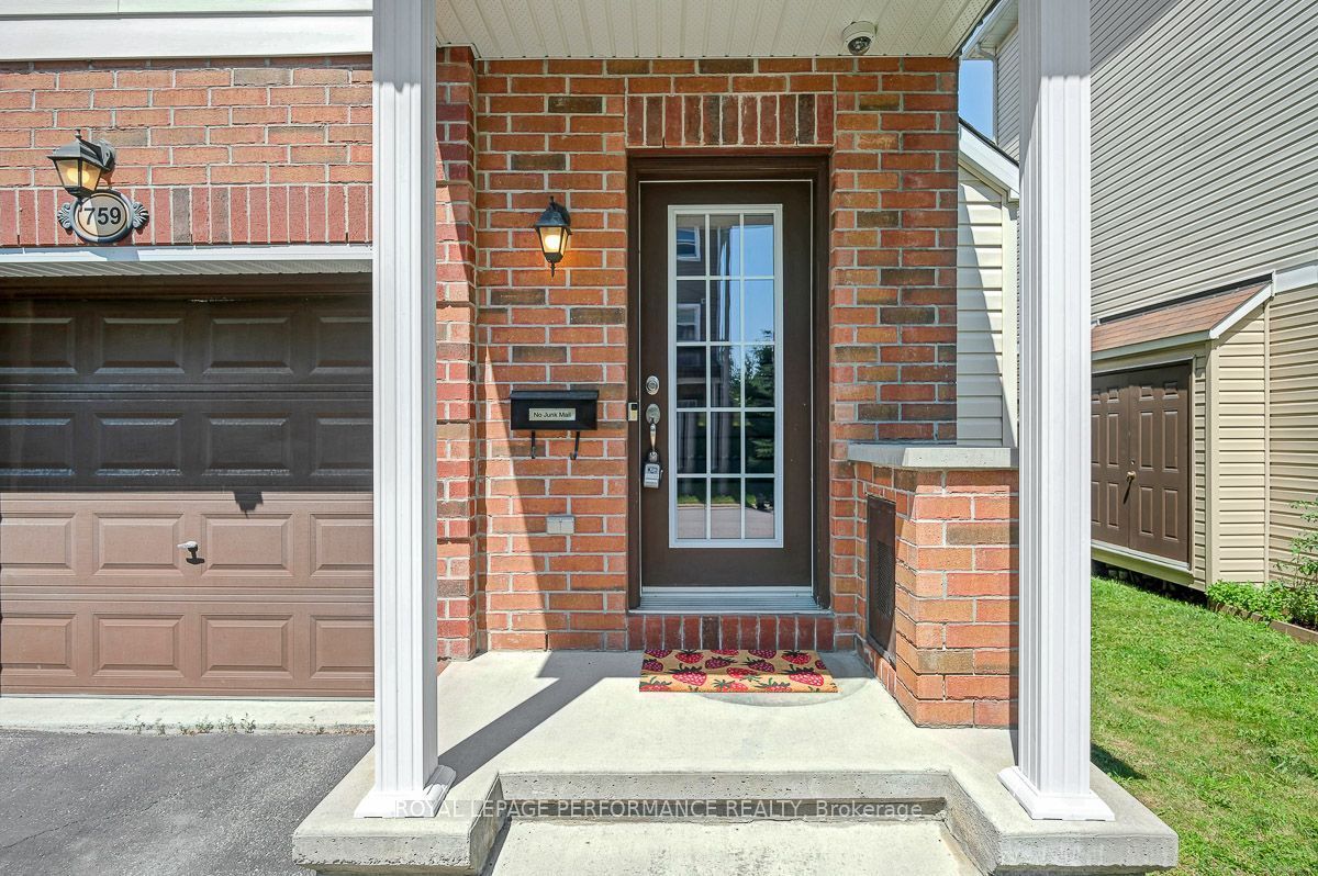 759 Sanibel Private, Bells Corners and South to Fallowfield, ON K2H 0A8 photo 2