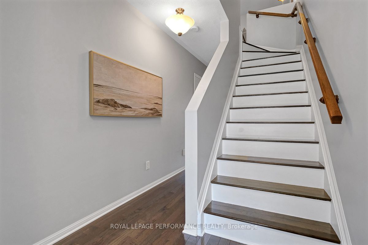 759 Sanibel Private, Bells Corners and South to Fallowfield, ON K2H 0A8 photo 5