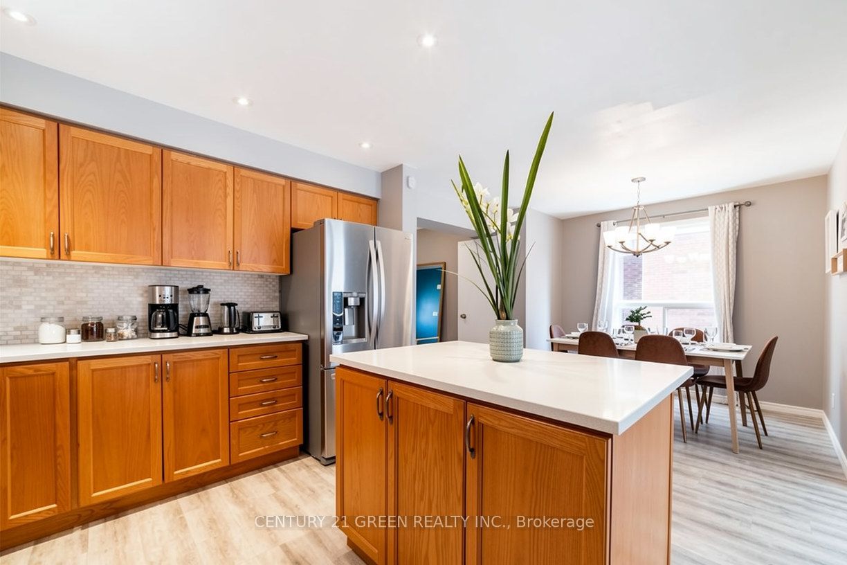 7 Swartz Street, Kitchener, ON N2E 4A7 photo 3