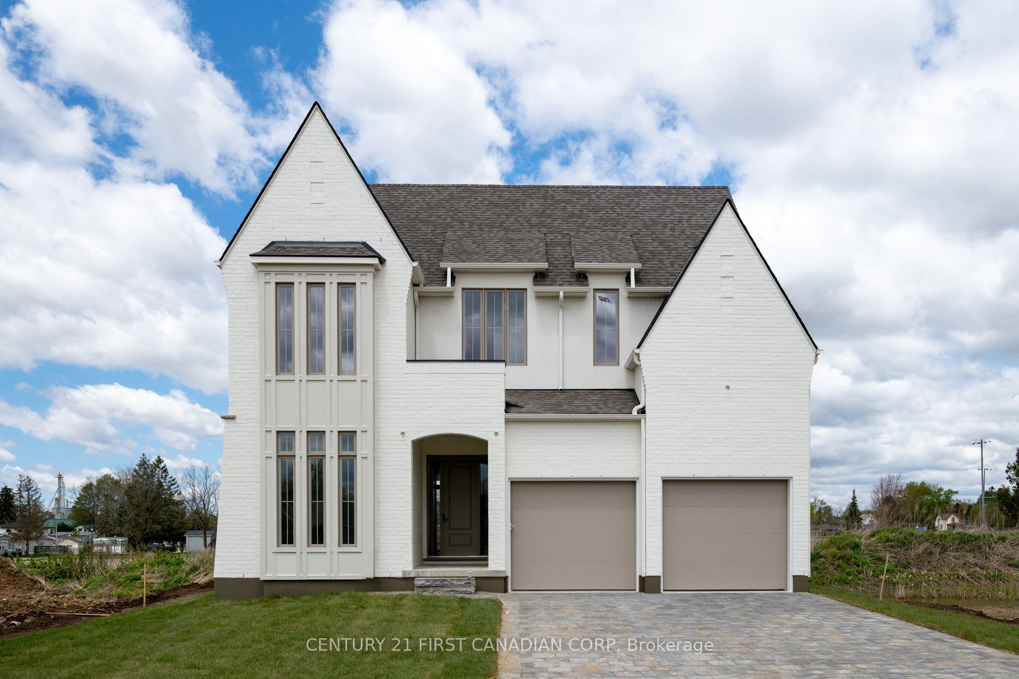 207 Foxborough Place, Thames Centre, ON N0M 2P0