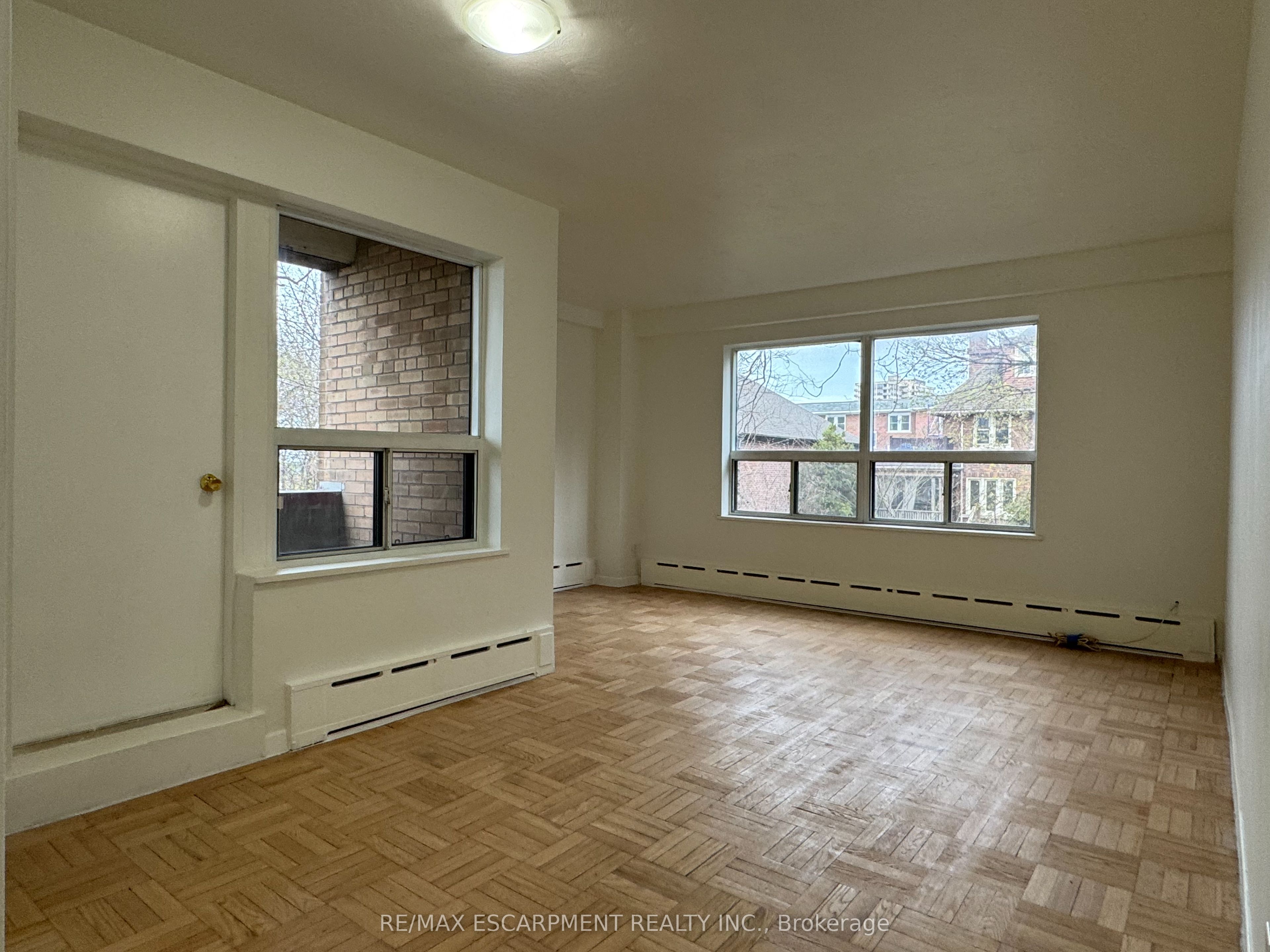 325A James Street S 405, Hamilton, ON L8P 3B7 photo 4