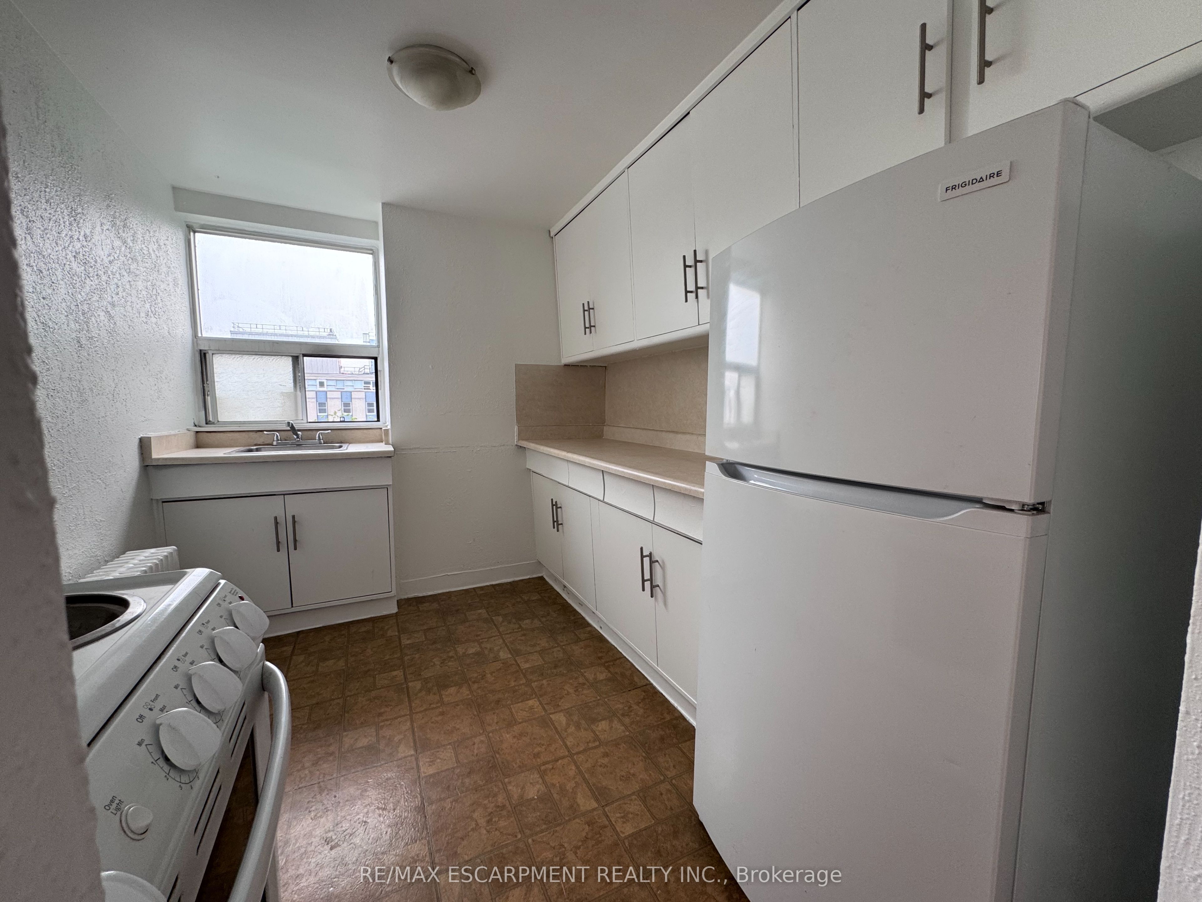 325A James Street S 405, Hamilton, ON L8P 3B7 photo 5