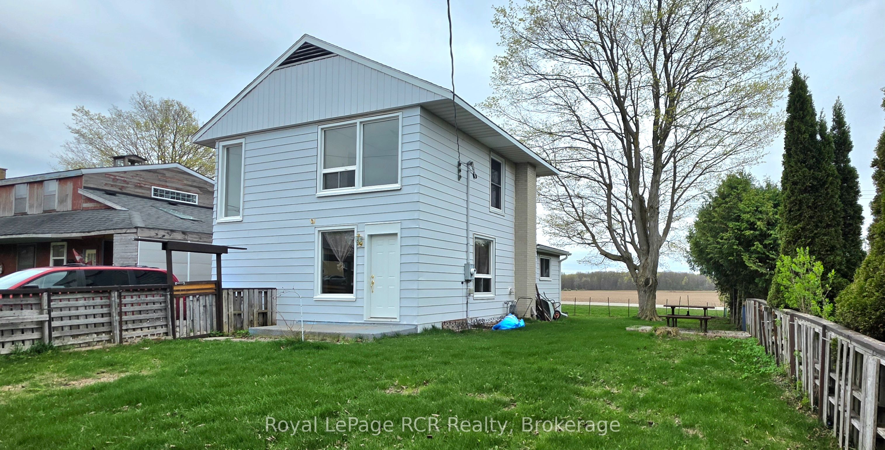 10 Quebec Road, Huron East, ON N0M 1L0
