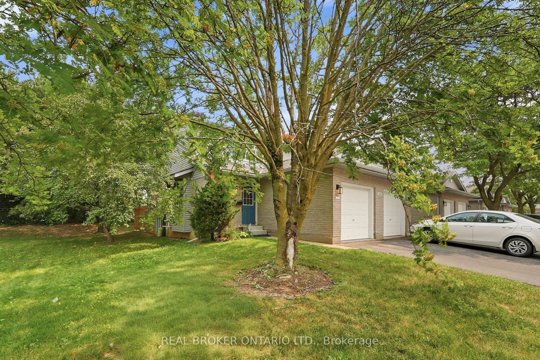435 Kingscourt Drive 1, Waterloo, ON N2K 3R5 photo 4