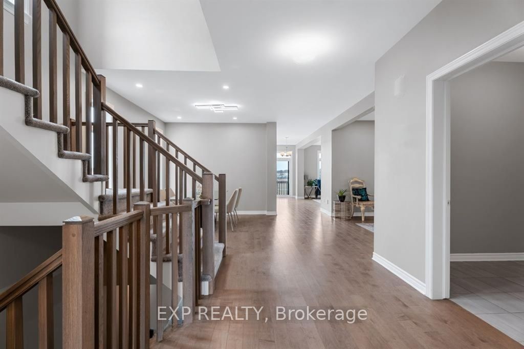 848 SNOWDROP Crescent, Blossom Park - Airport and Area, ON K1T 0X7