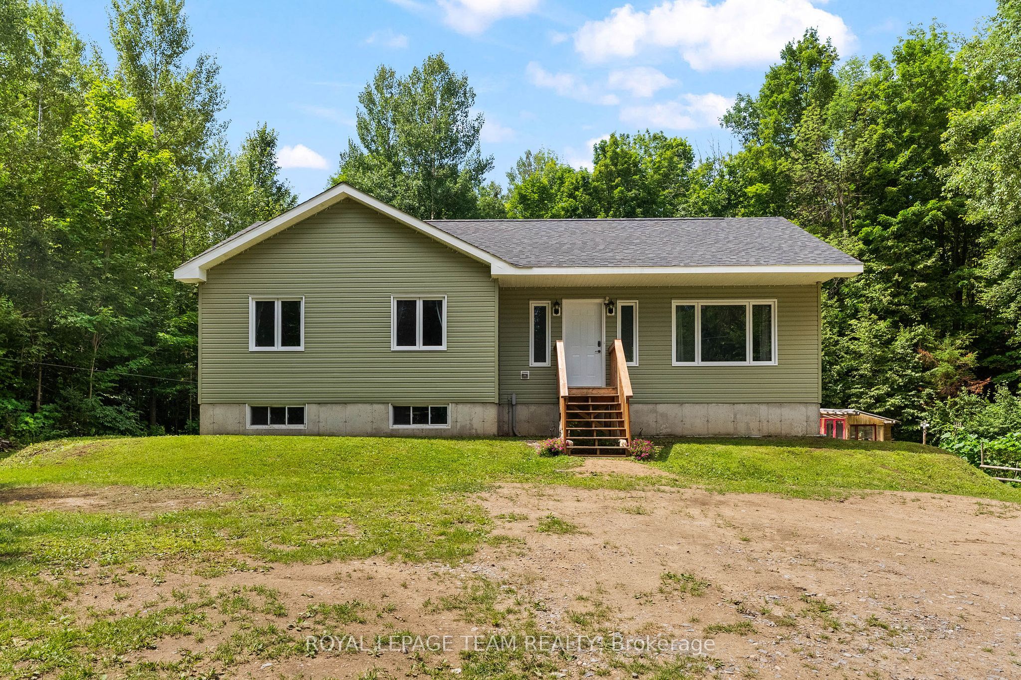 405 Calvin Road, Whitewater Region, ON K0J 1Y0 photo 4