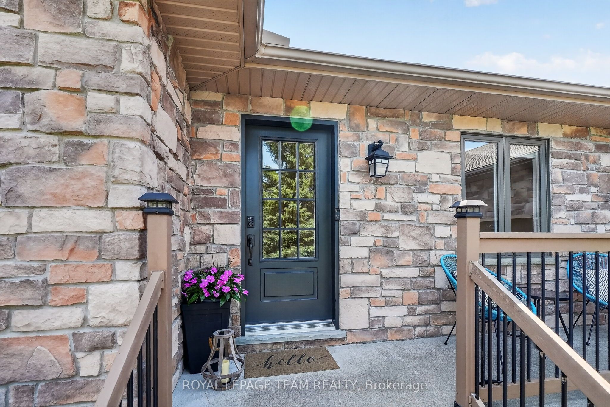 1550 Stanleyfield Crescent, Greely - Metcalfe - Osgoode - Vernon and Area, ON K4P 1M7 photo 4