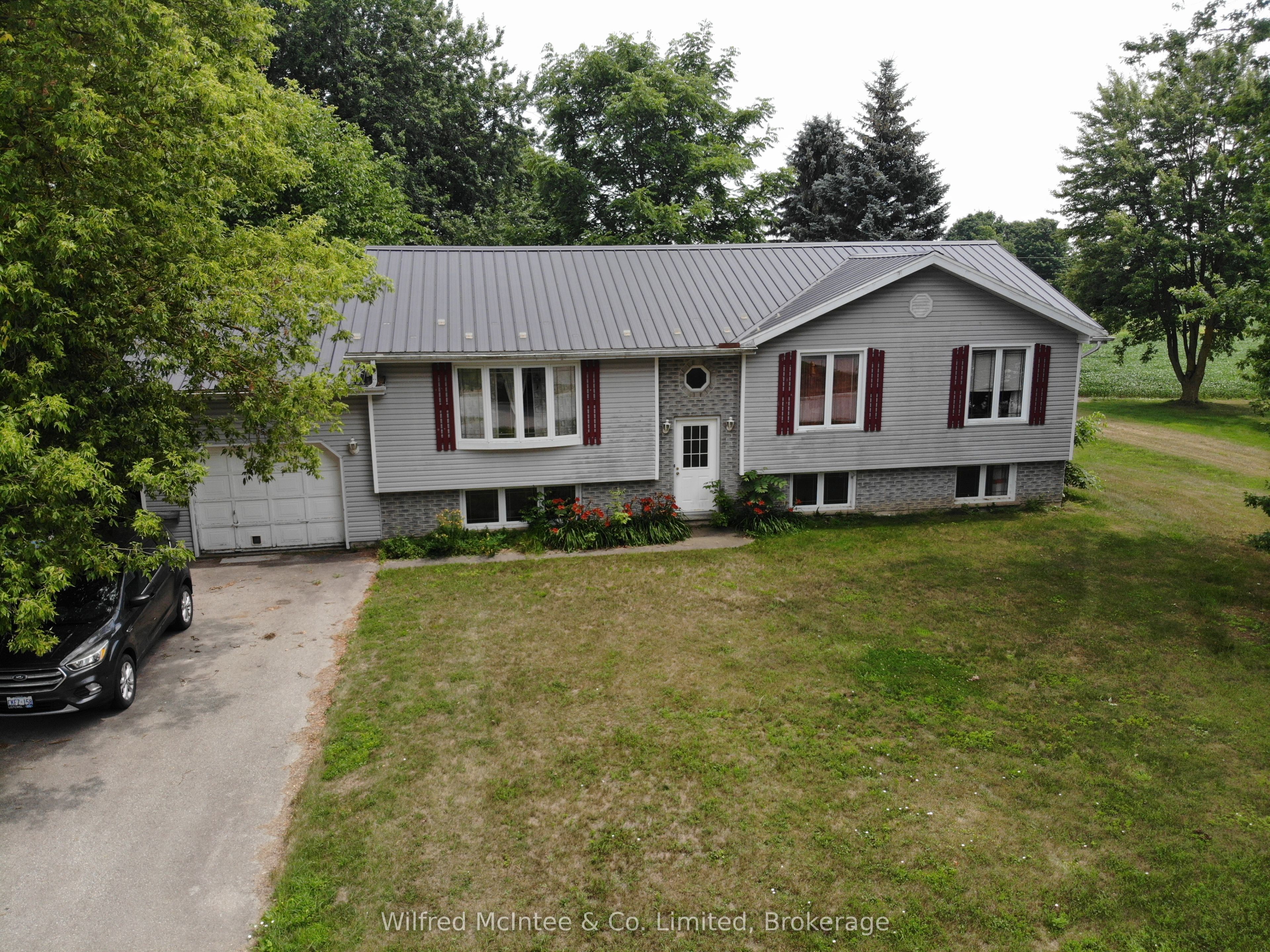 359 Burgess Street, Huron East, ON N0G 1H0