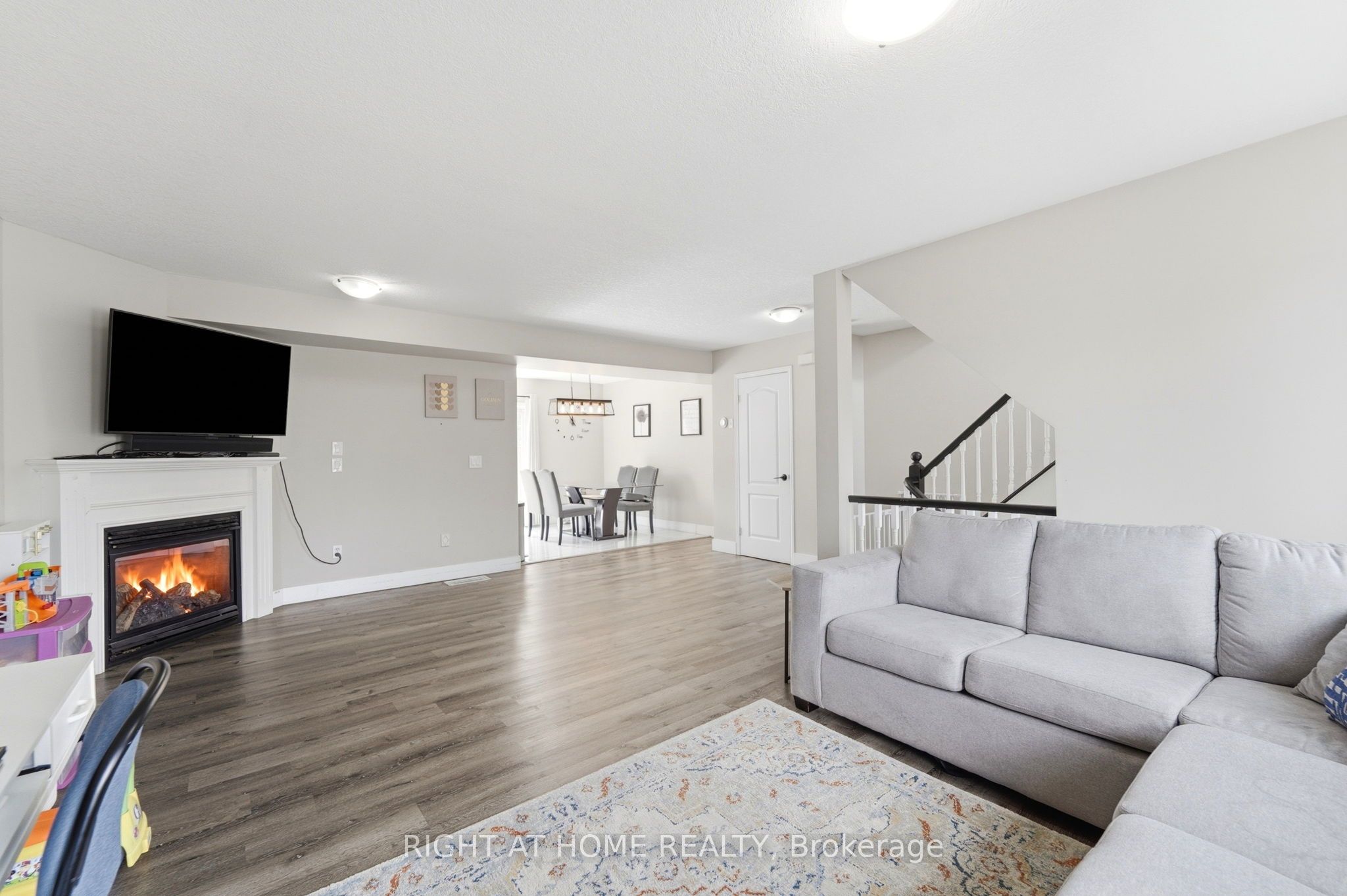 65 Wellington South, Cambridge, ON N1R 8N4 photo 5
