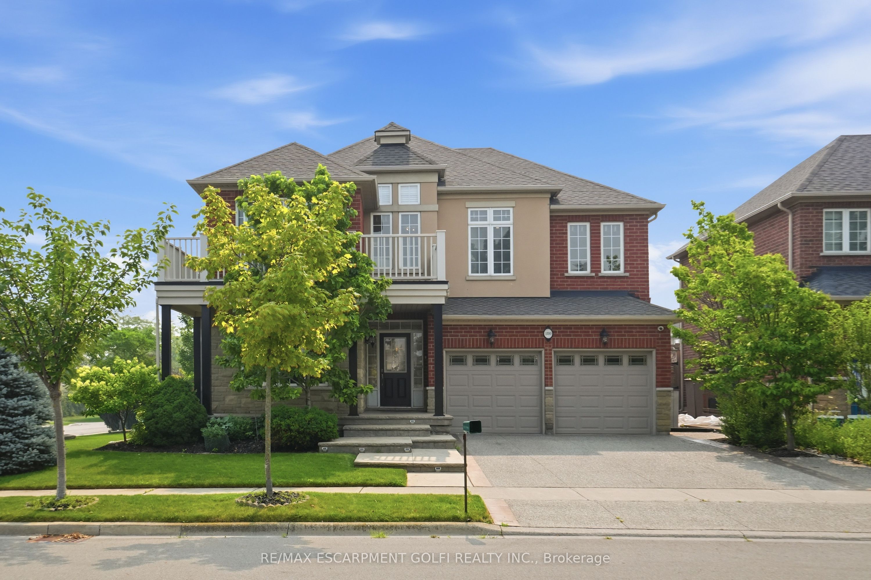 100 Springstead Avenue, Hamilton, ON L8E 6E9