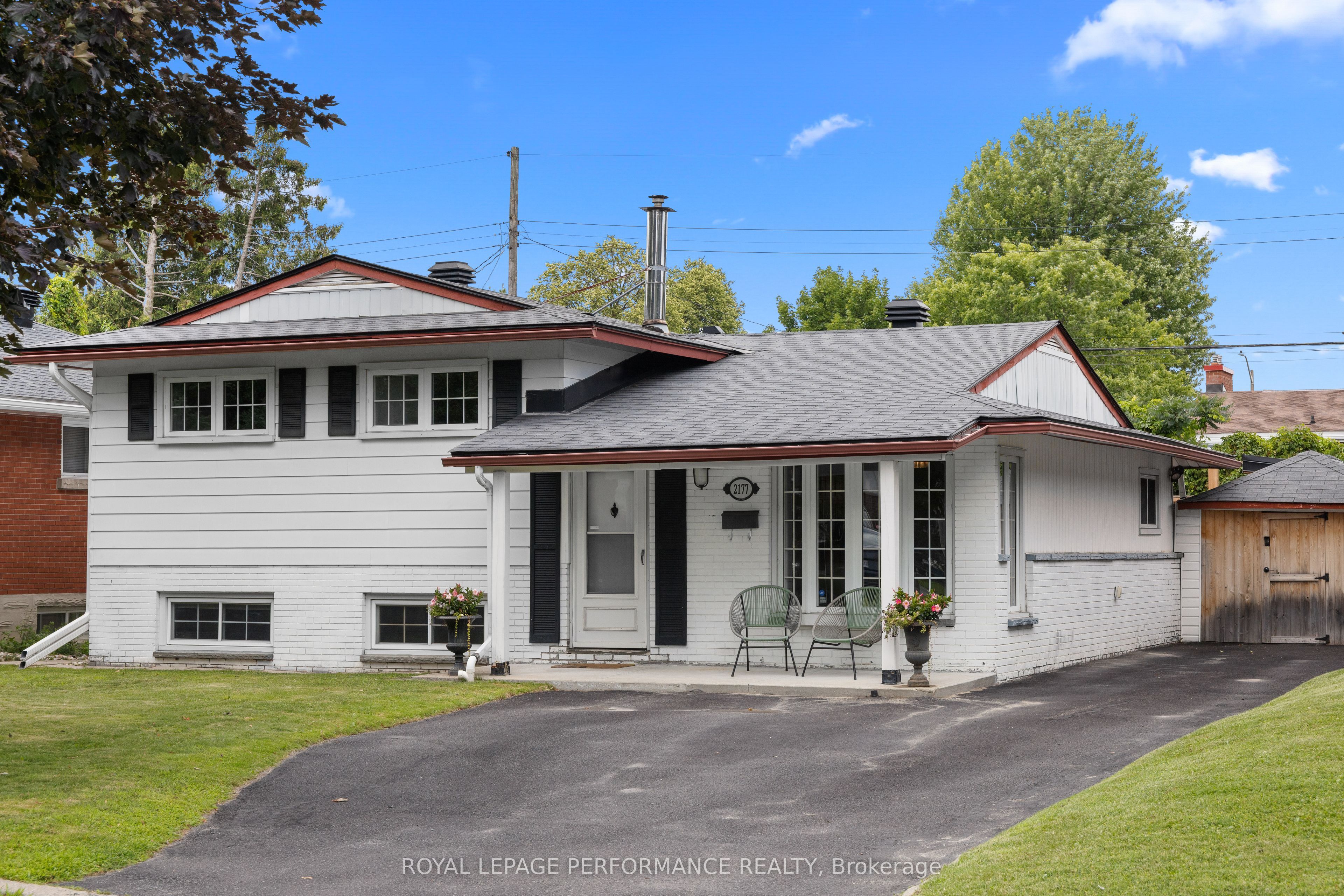 2177 Bingham Street, Elmvale Acres and Area, ON K1G 2V6