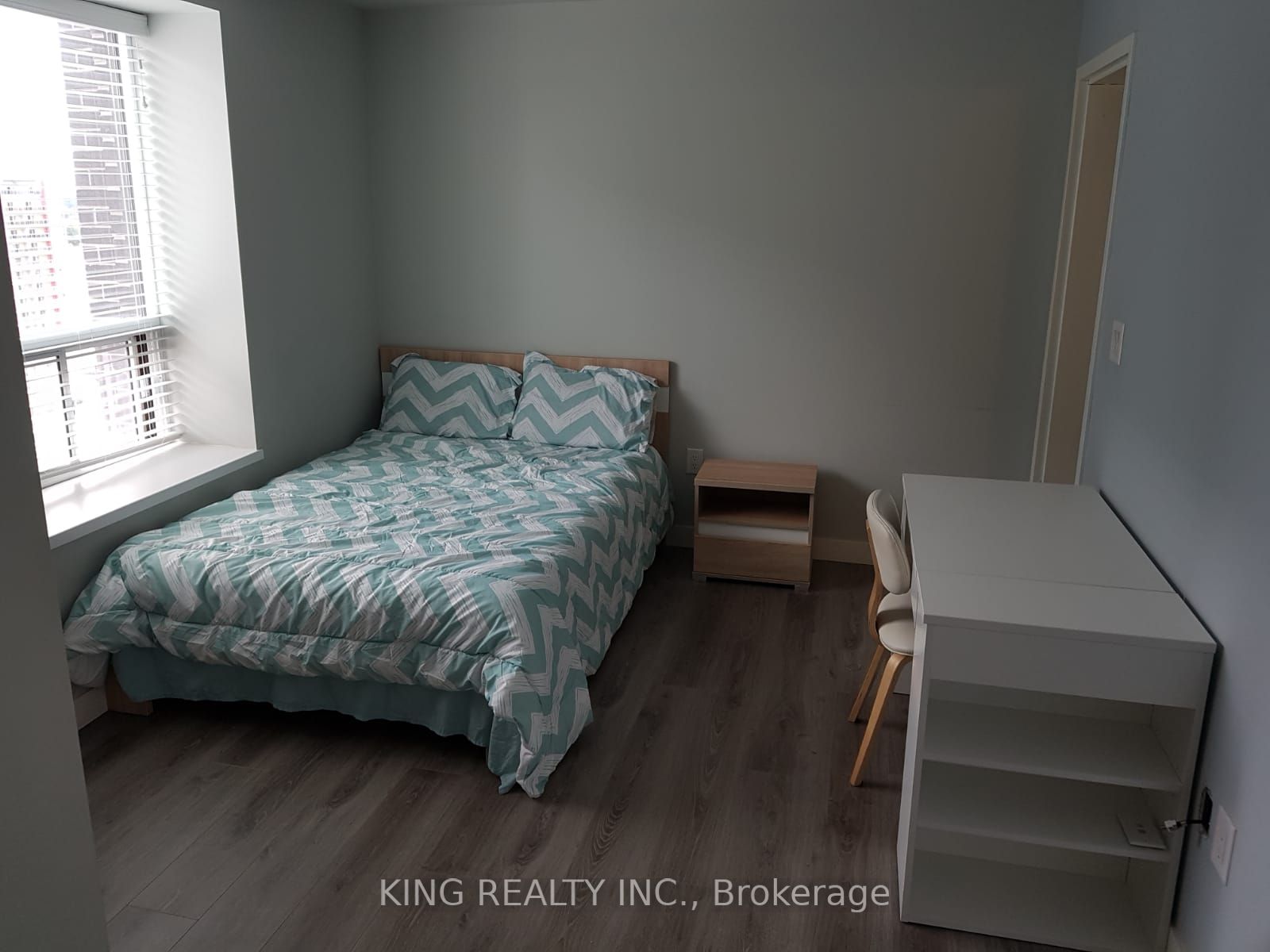 318 Spruce Street 1405, Waterloo, ON N2L 3M7 photo 5