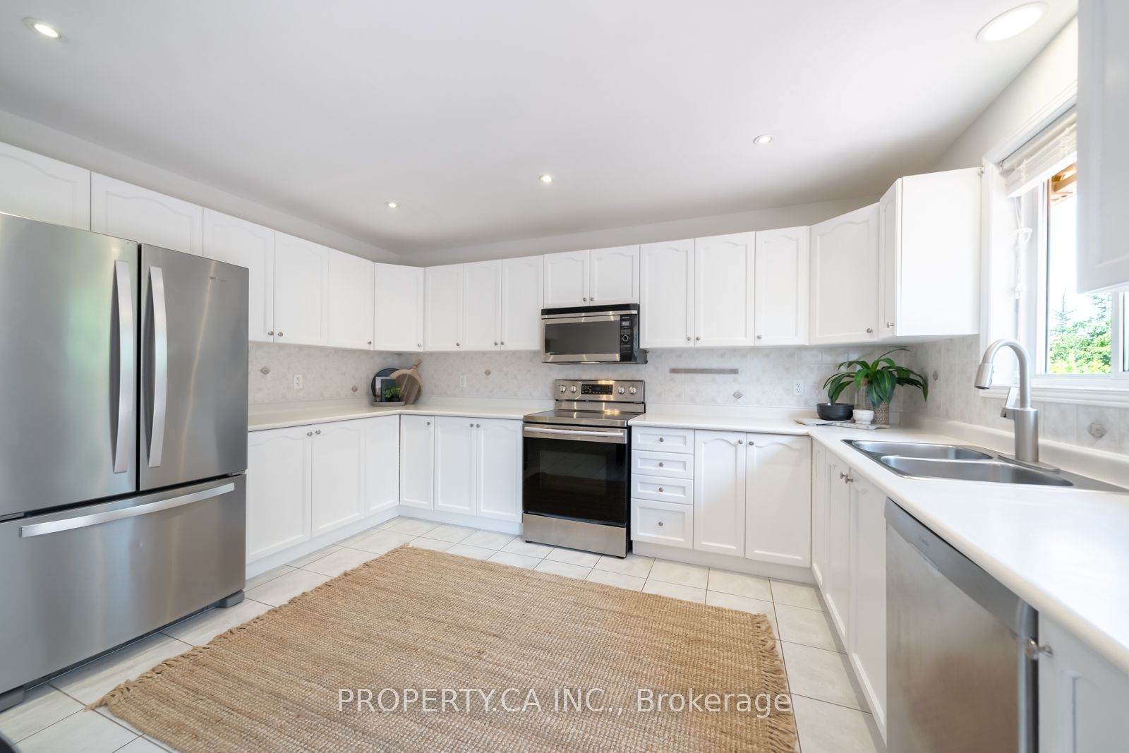 67 Massena Drive, Hamilton, ON L9B 2J3 photo 4