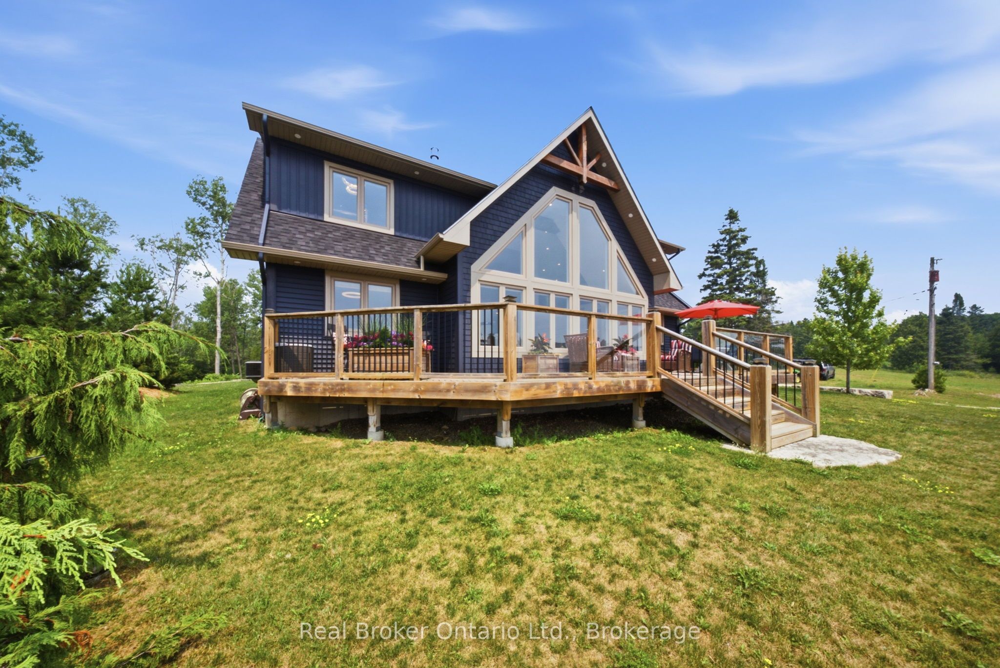112 TAMARAC Road, Northern Bruce Peninsula, ON N0H 1W0 photo 2