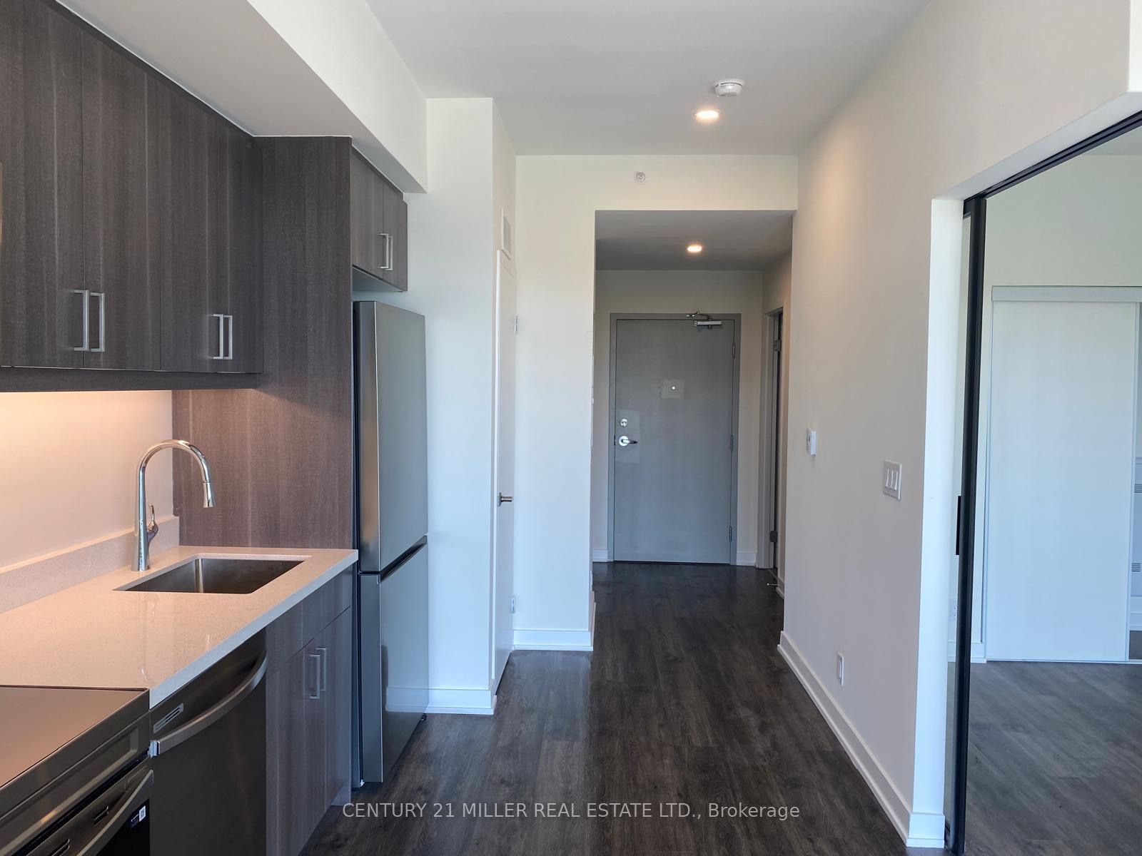 350 Prince Charles Drive S 215, Welland, ON L3C 0L6 photo 3