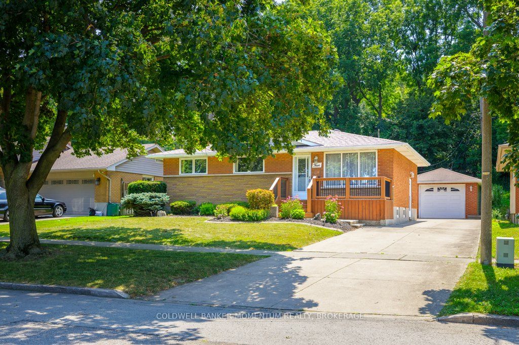 4 Parkhill Road, St. Catharines, ON L2T 1V6 photo 2