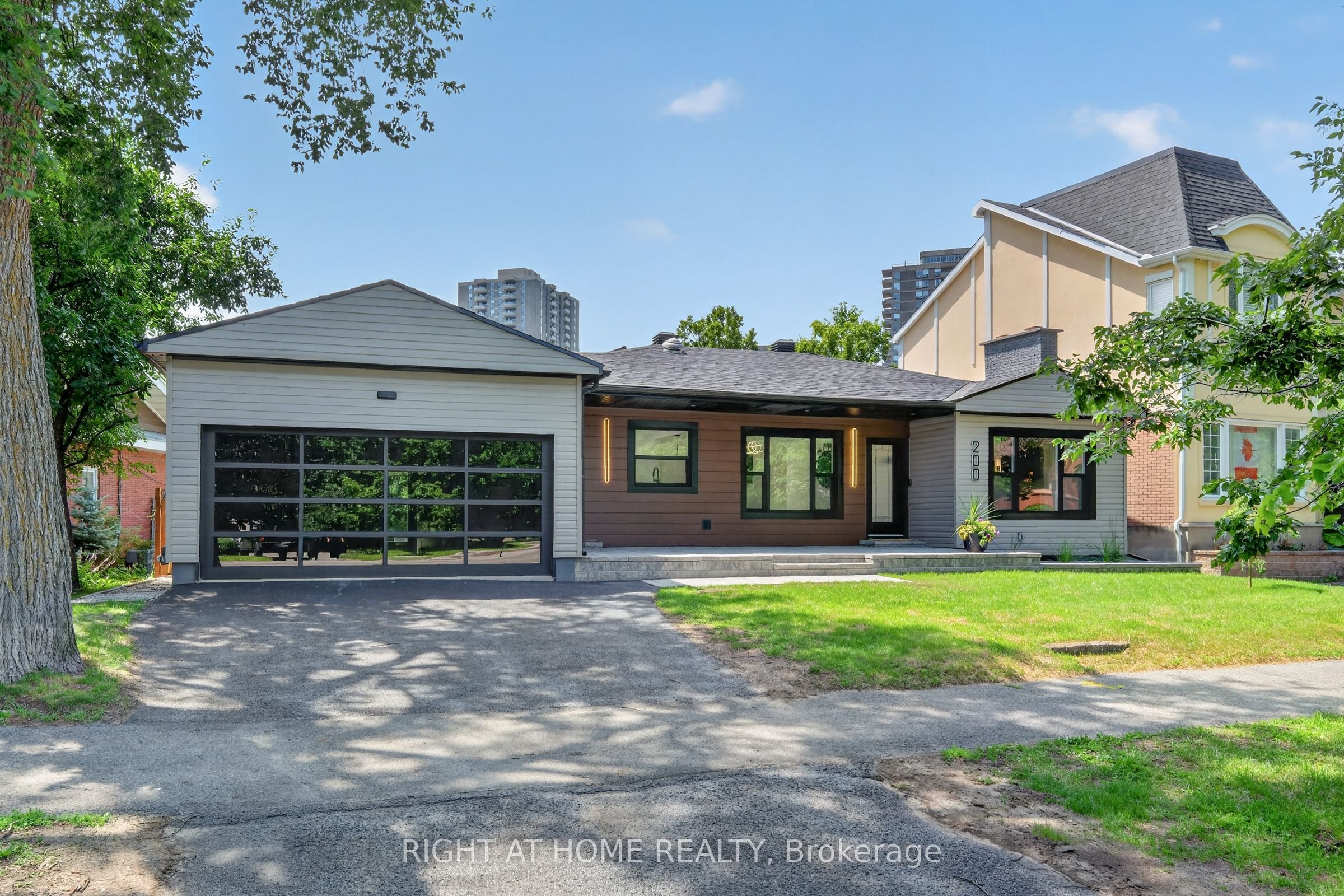 200 Island Park Drive, Westboro - Hampton Park, ON K1Y 0A4 photo 2