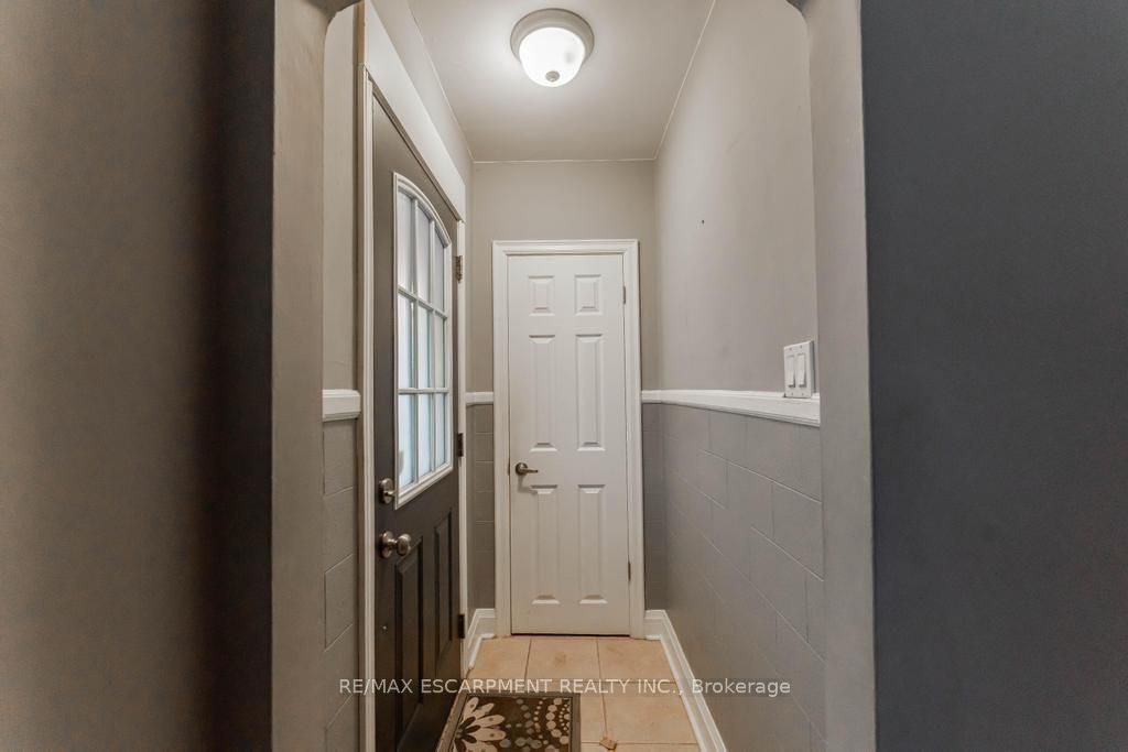 501 UPPER WELLINGTON Street, Hamilton, ON L9A 3P6 photo 5