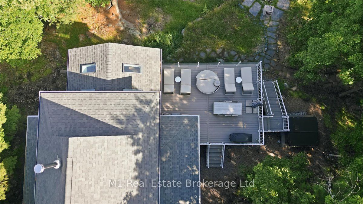 1106 Stephen Road, Muskoka Lakes, ON P0B 1M0 photo 5
