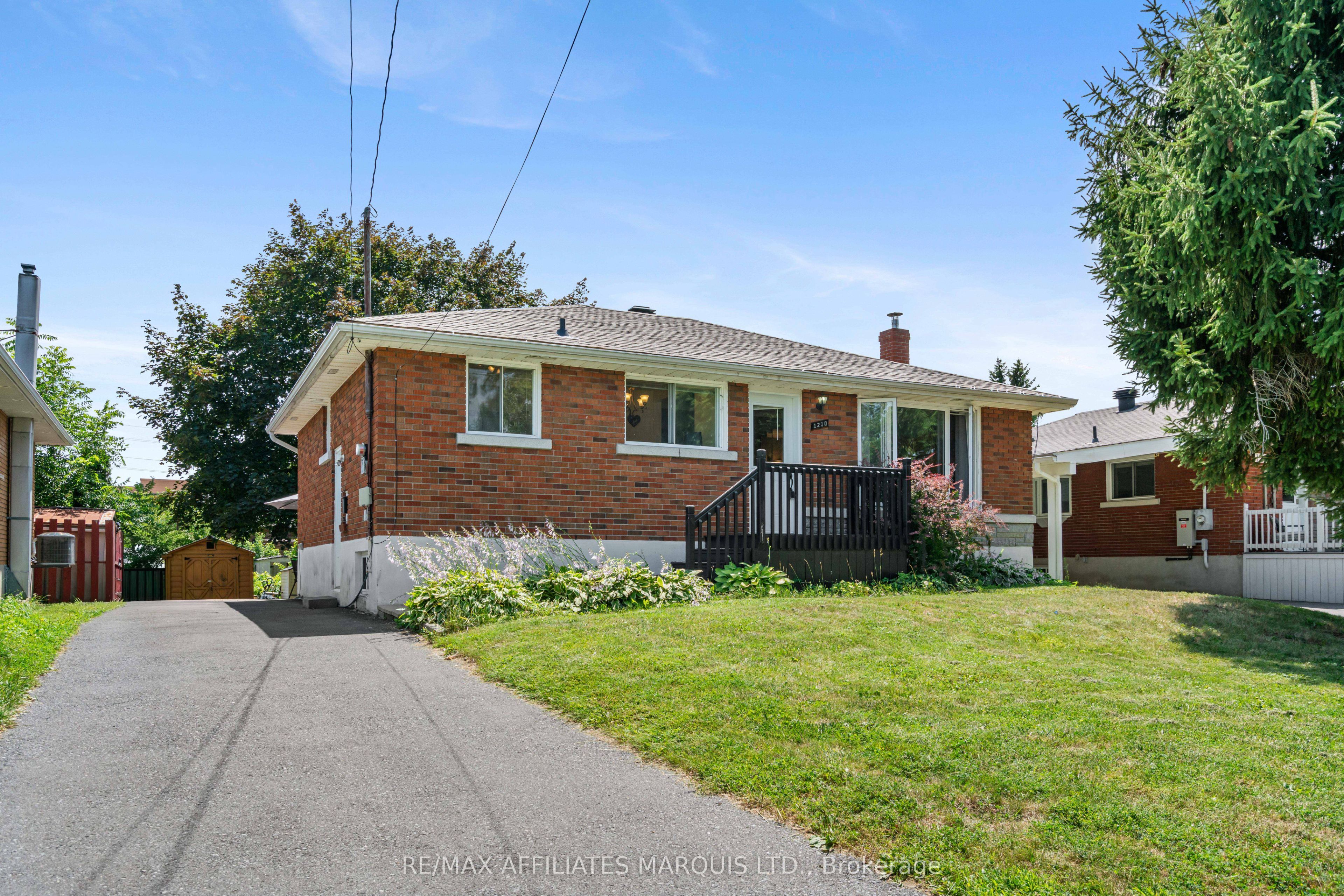 1210 Osborne Avenue, Cornwall, ON K6J 1K9 photo 3