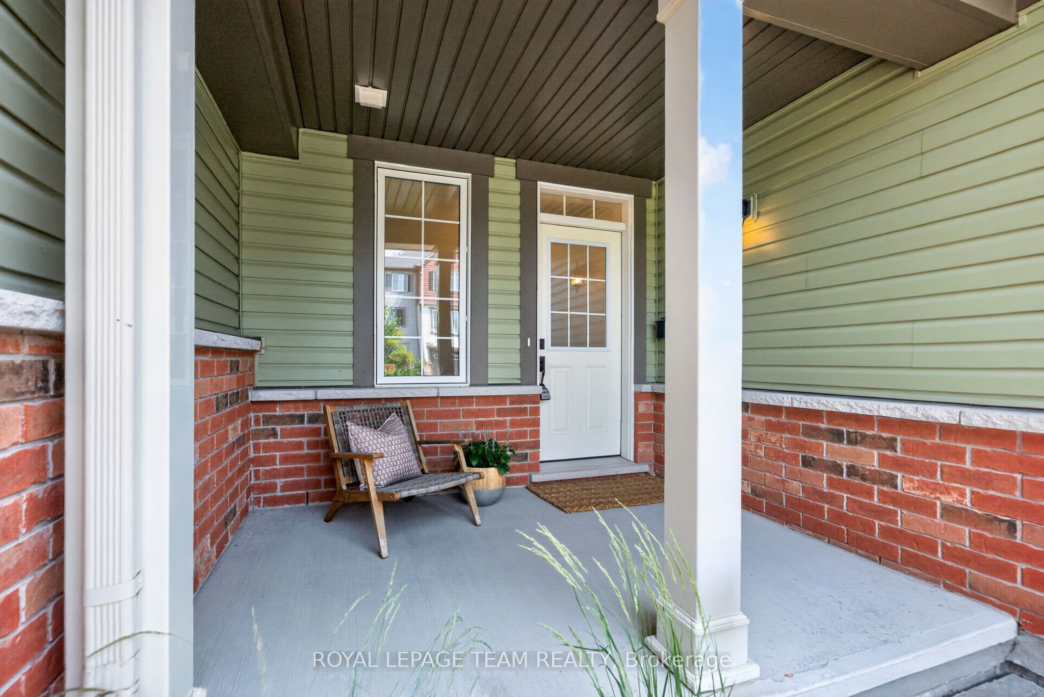 90 Buffalograss Crescent, Barrhaven, ON K2J 6H5 photo 4