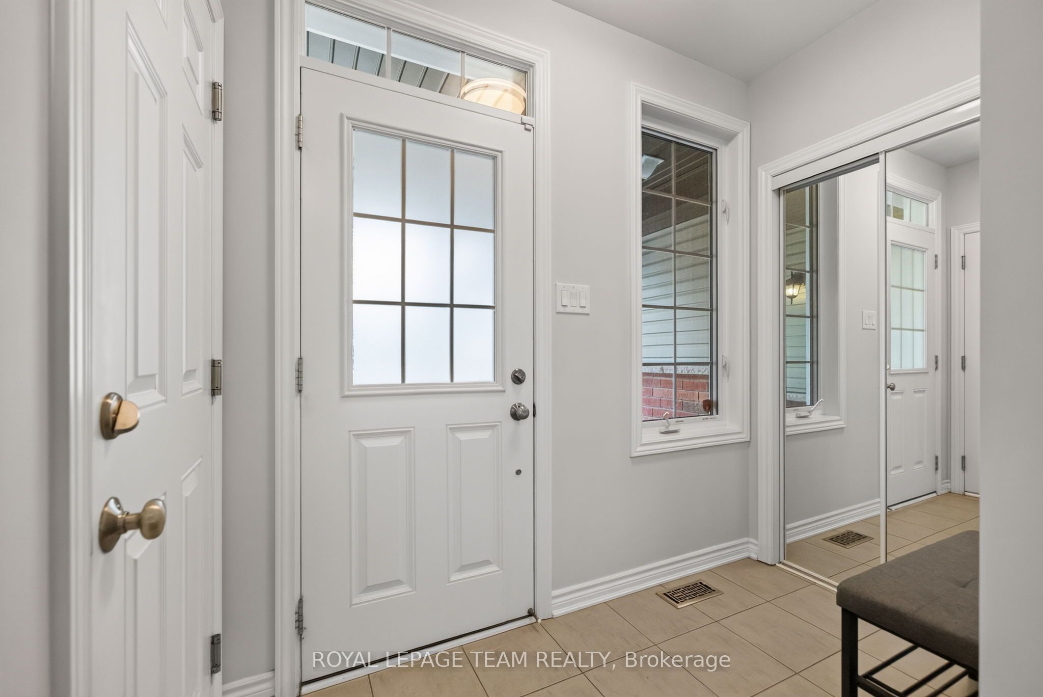 90 Buffalograss Crescent, Barrhaven, ON K2J 6H5 photo 5