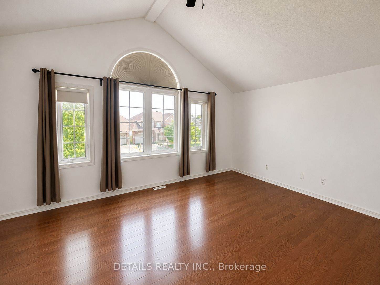 78 Deerfox Drive, Barrhaven, ON K2J 4W9 photo 2