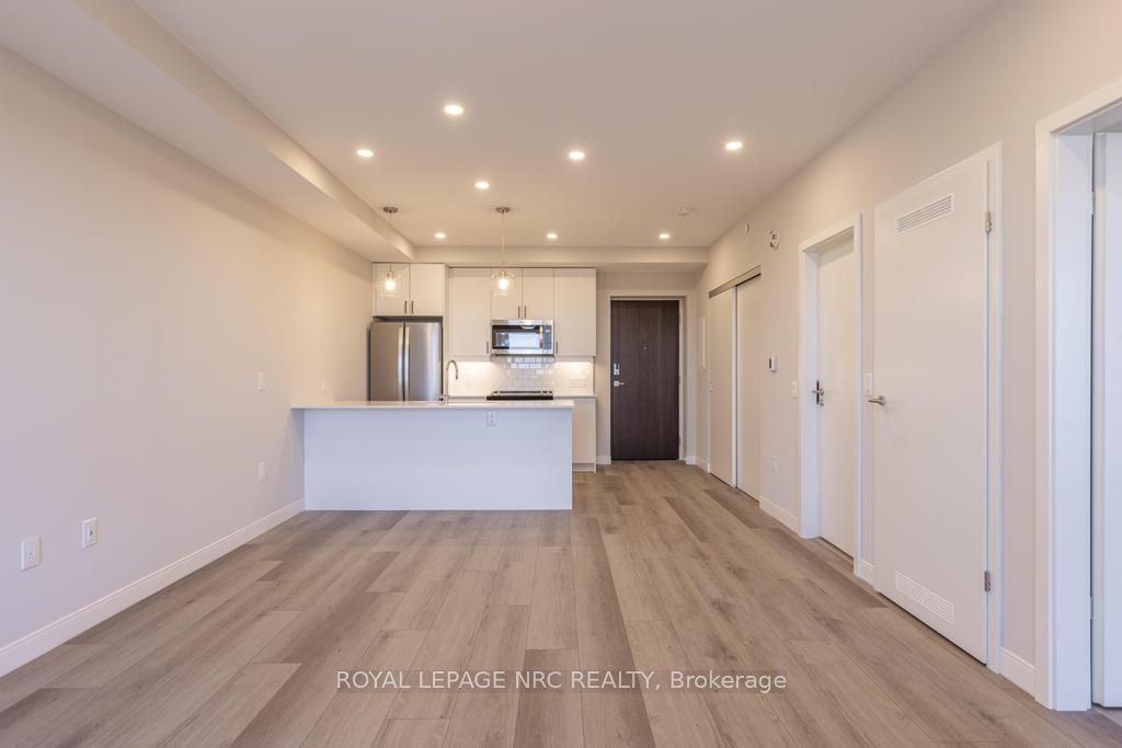 118 West Street 803, Port Colborne, ON L3K 0B9 photo 4