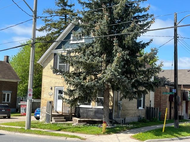 93 Lancaster Street W, Kitchener, ON N2H 4T3