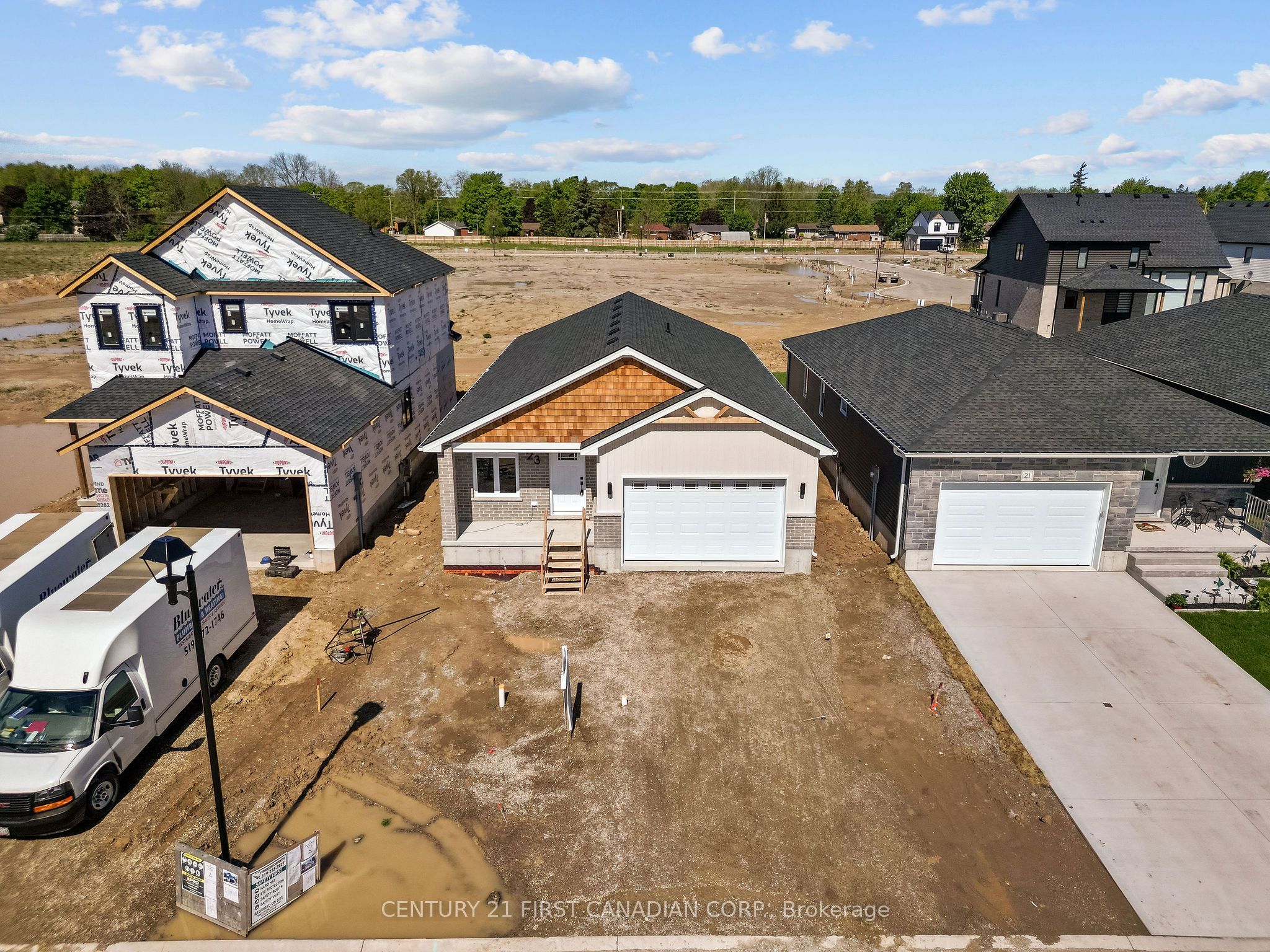 107 VICTORIA Avenue, South Huron, ON N0M 1M0