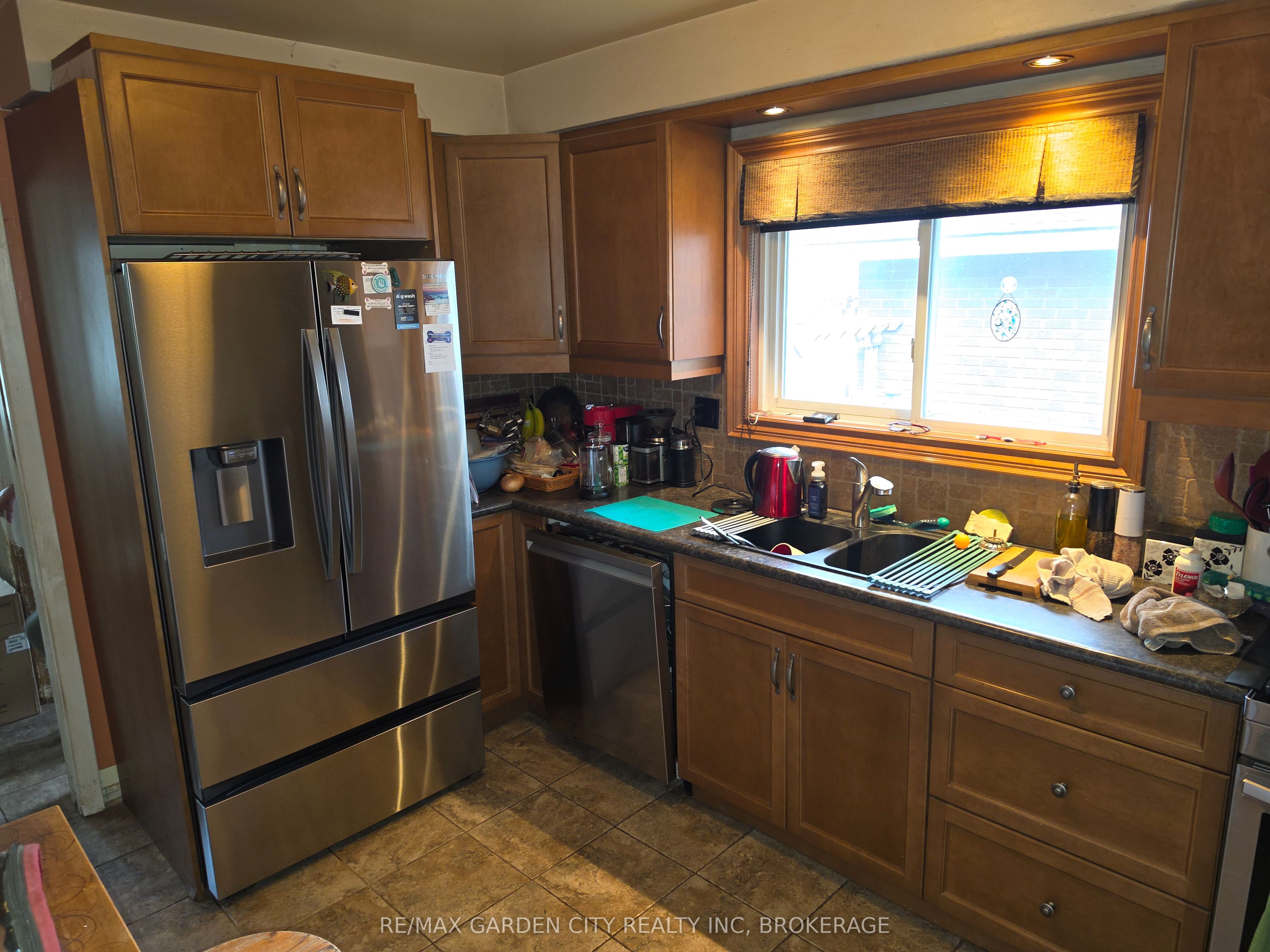 49 Ursula Avenue, St. Catharines, ON L2T 1T2 photo 3