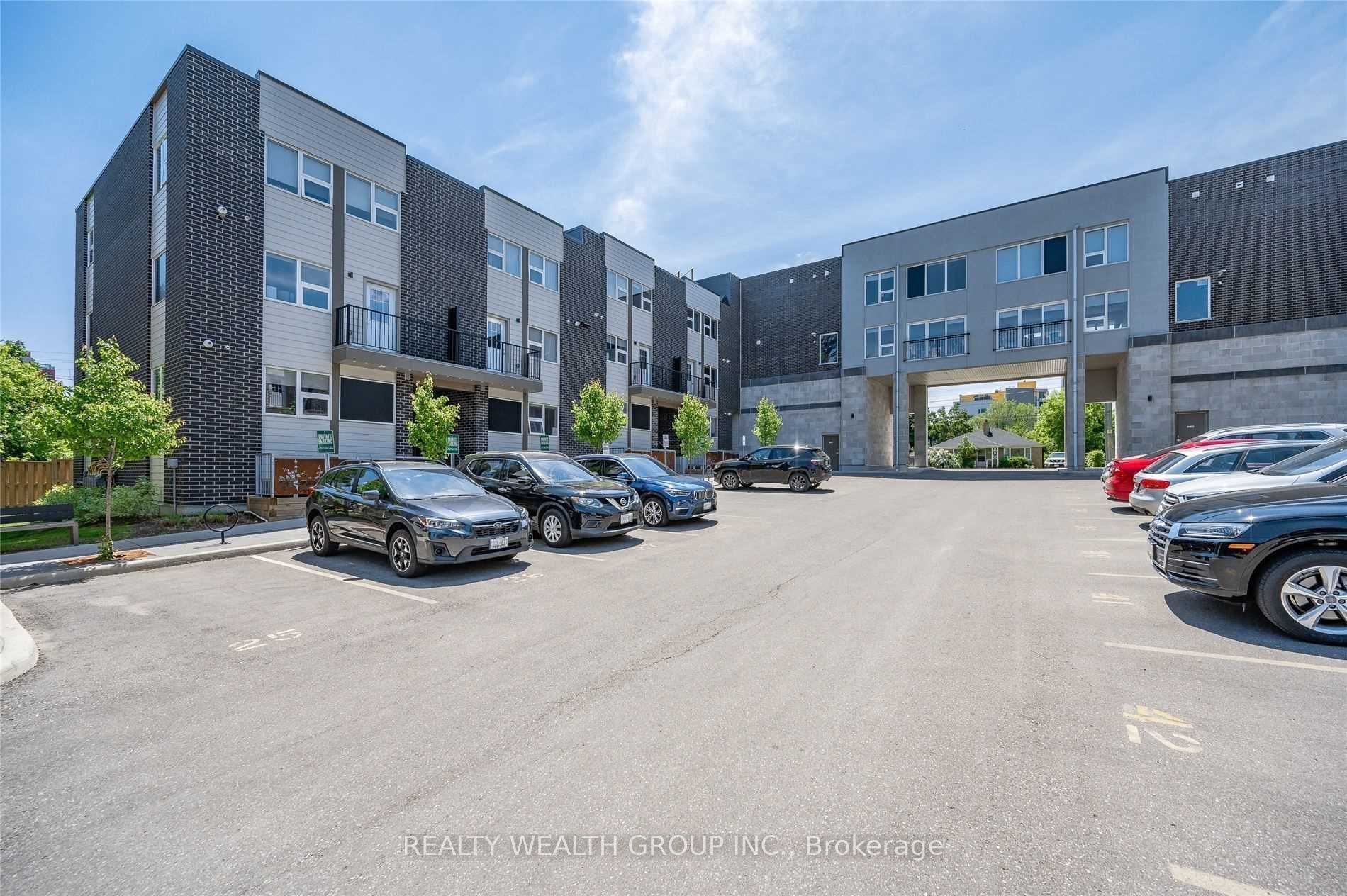 288 Albert Street 113, Waterloo, ON N2L 0G9 photo 2