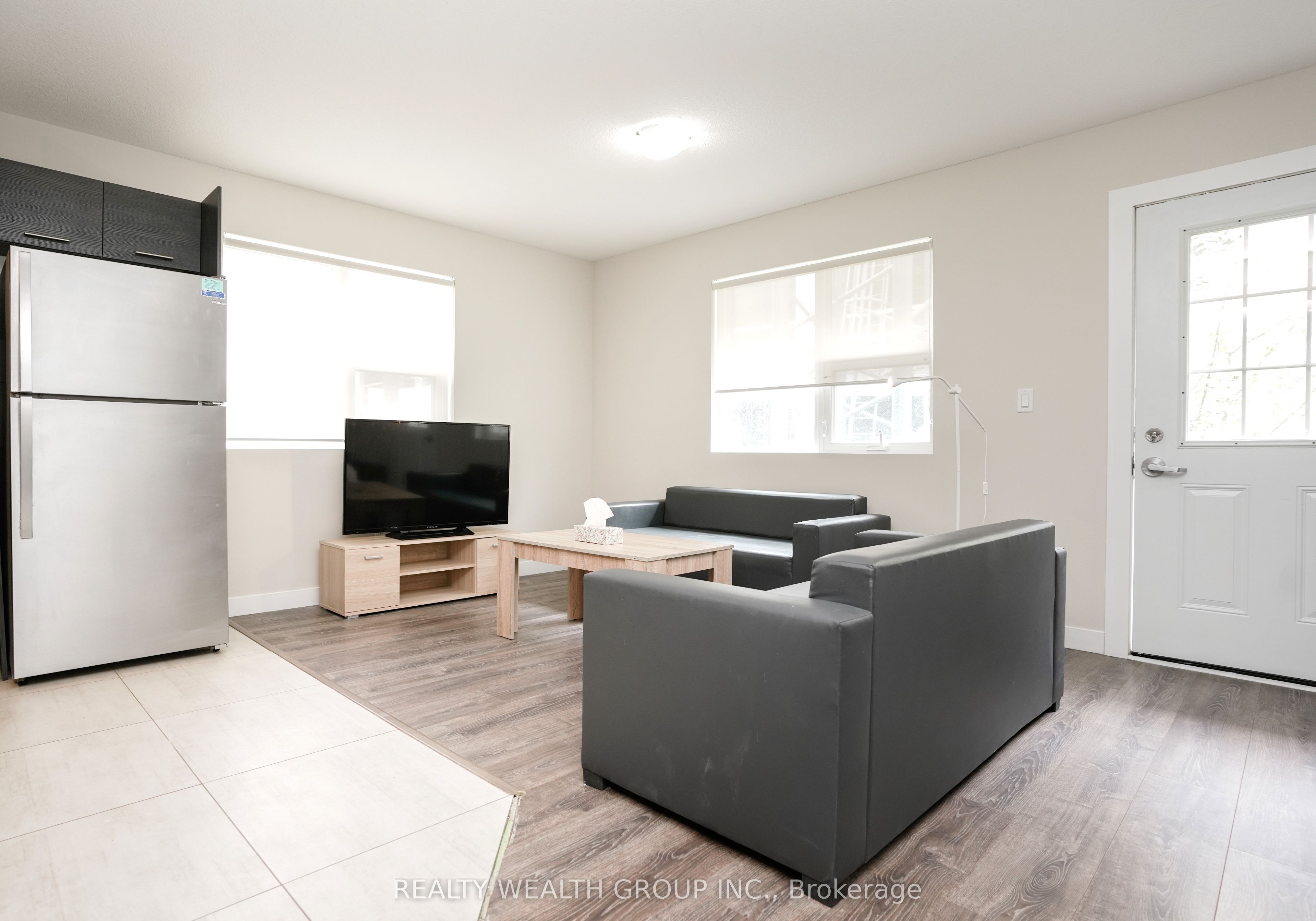 288 Albert Street 113, Waterloo, ON N2L 0G9 photo 4